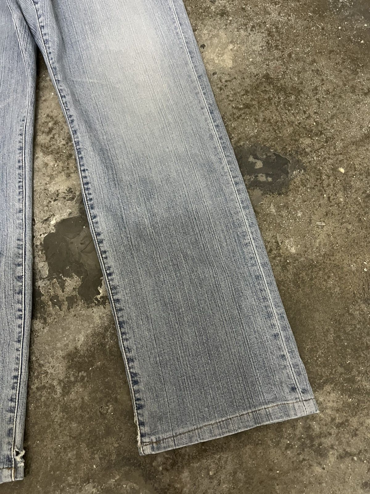 Wrangler Vintage Wrangler Buffalo Head Light Wash Jean Size US 30 / EU 46 - 4 Thumbnail