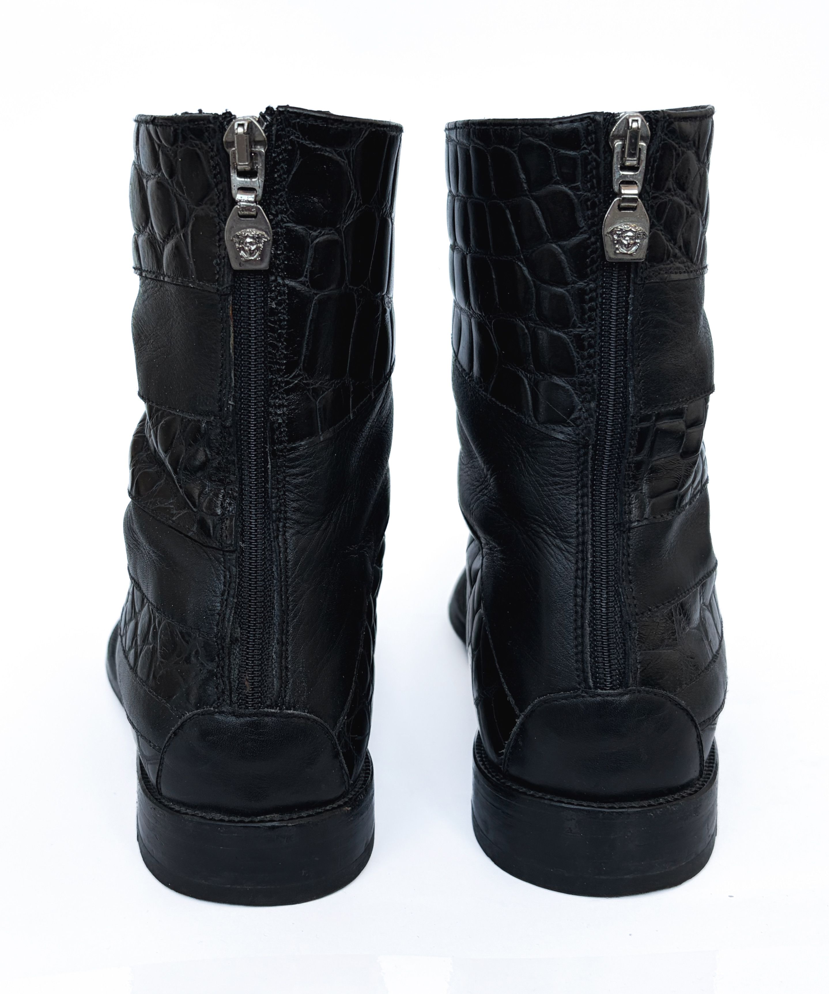 Versace GIANNI VERSACE Boots Ankle Shoes Leather Black Medusa Zip Size US 6 / EU 39 - 2 Thumbnail