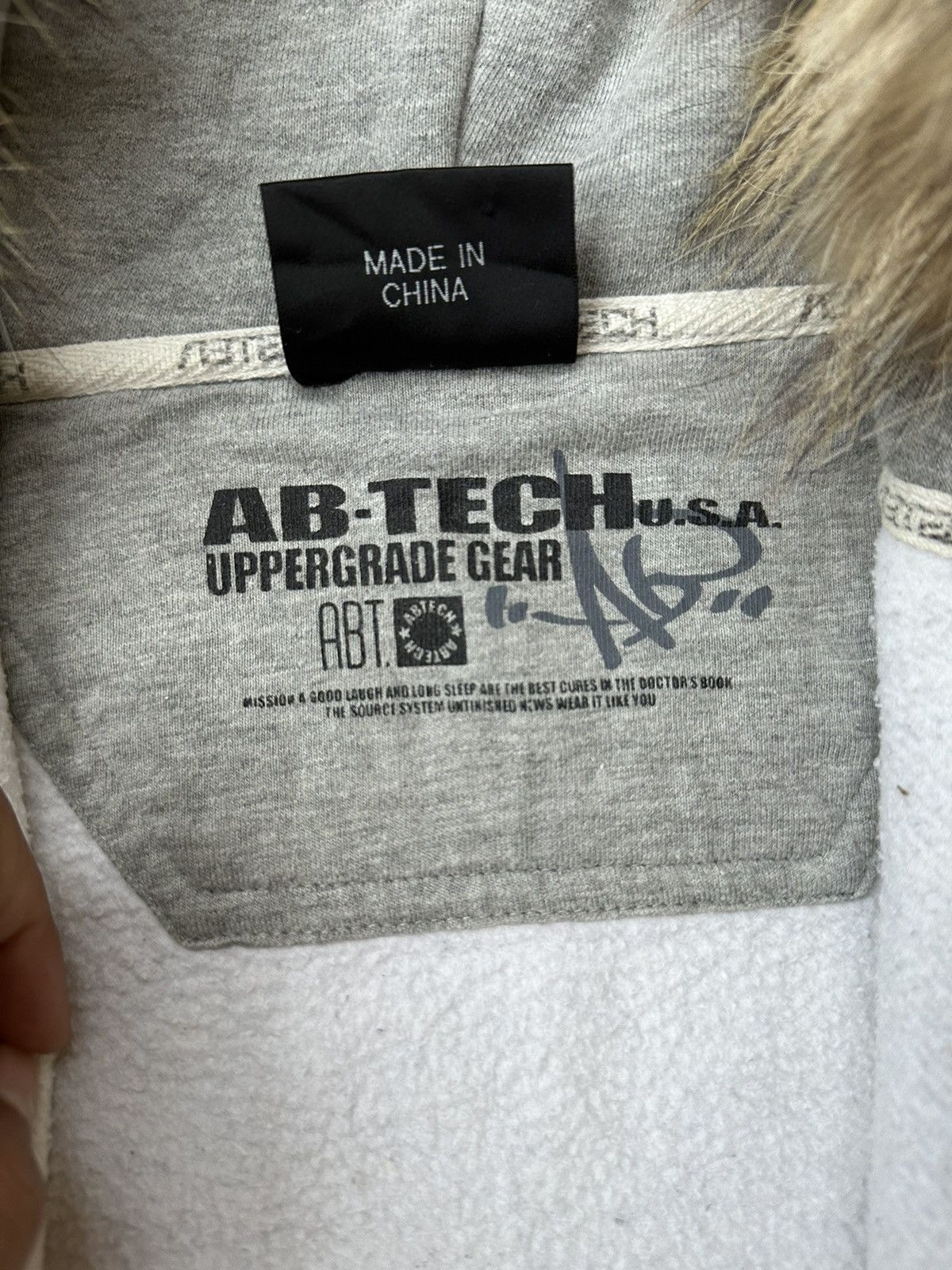 20471120 SICK TRASHED FUR ZIP HOODIE POEM EMBROIDERY IFSIX LGB STYLE Size US XL / EU 56 / 4 - 12 Thumbnail