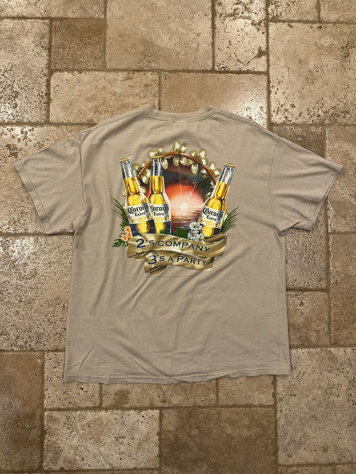 Vintage Vintage Corona 2006 Tan Beer Short Sleeve Tee Size US XL / EU 56 / 4 - 8 Thumbnail