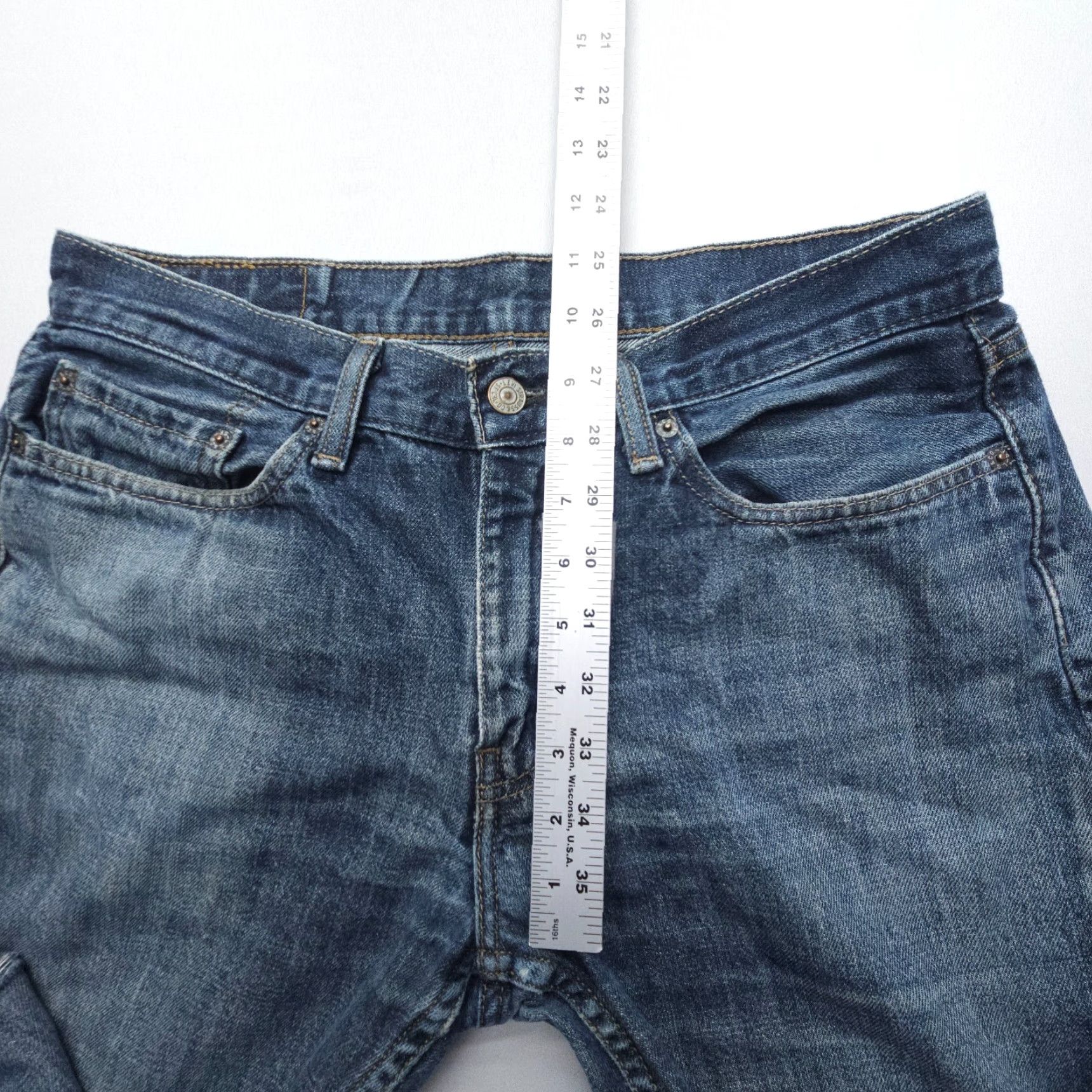 Levi's VINTAGE Levi's 514 Slim Straight Jeans Mens 32 x 32 Dark Blue Distressed 100% Cotton (Regular Size) Mens Size US 32 / EU 48 - 7 Thumbnail