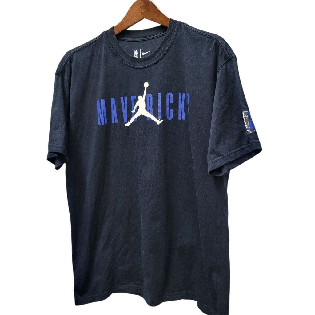 Nike Nike Dallas Mavericks Loose Fit Crewneck Tshirt Size Medium Size US M / EU 48-50 / 2 - 2 Thumbnail
