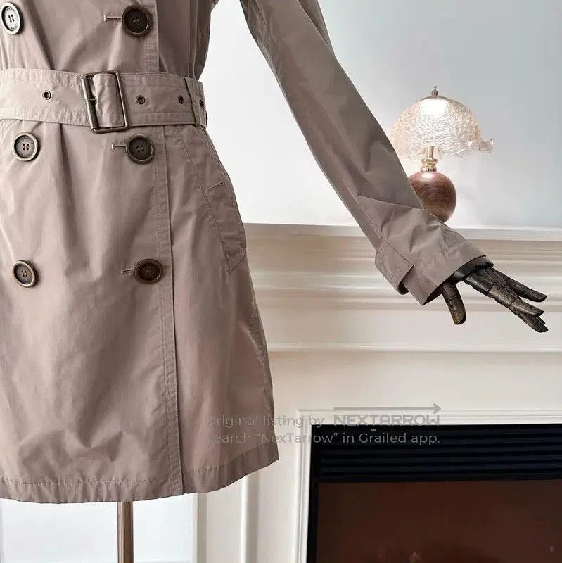 Burberry Burberry Women's Khaki Trench Coat. Size S / US 4 / IT 40 - 3 Thumbnail