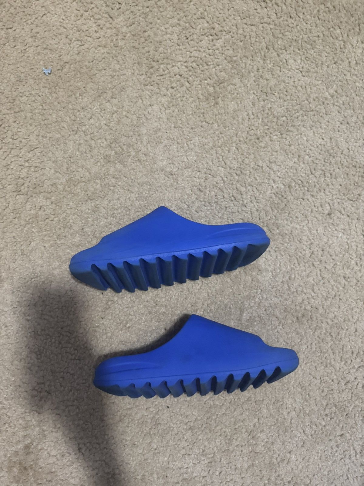 Yeezy Azure Adidas Yeezy Slide Size US 12 / EU 45 - 2 Thumbnail