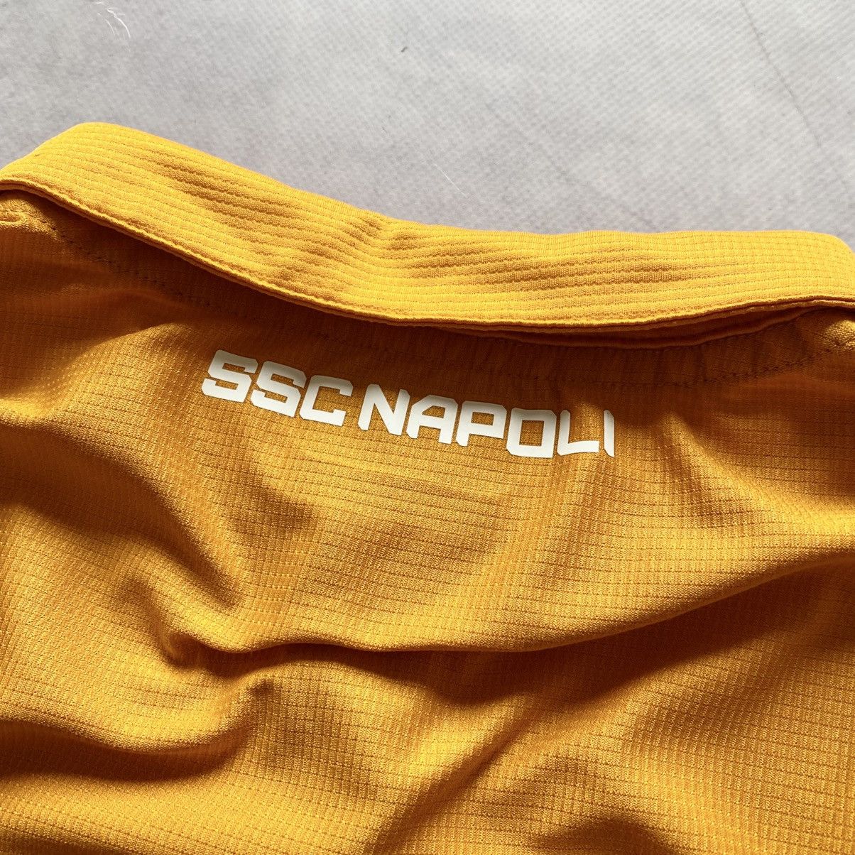 Vintage Kappa Napoli 2018-2019 Kombat Gara Goalkeeper T-shirt Jersey Size US L / EU 52-54 / 3 - 11 Thumbnail