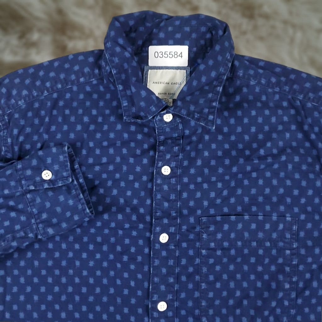 American Eagle Outfitters American Eagle Outfitters Shirt Mens Medium Blue Cotton Geometric Button-Up Long Sleeve Size US M / EU 48-50 / 2 - 1 Thumbnail