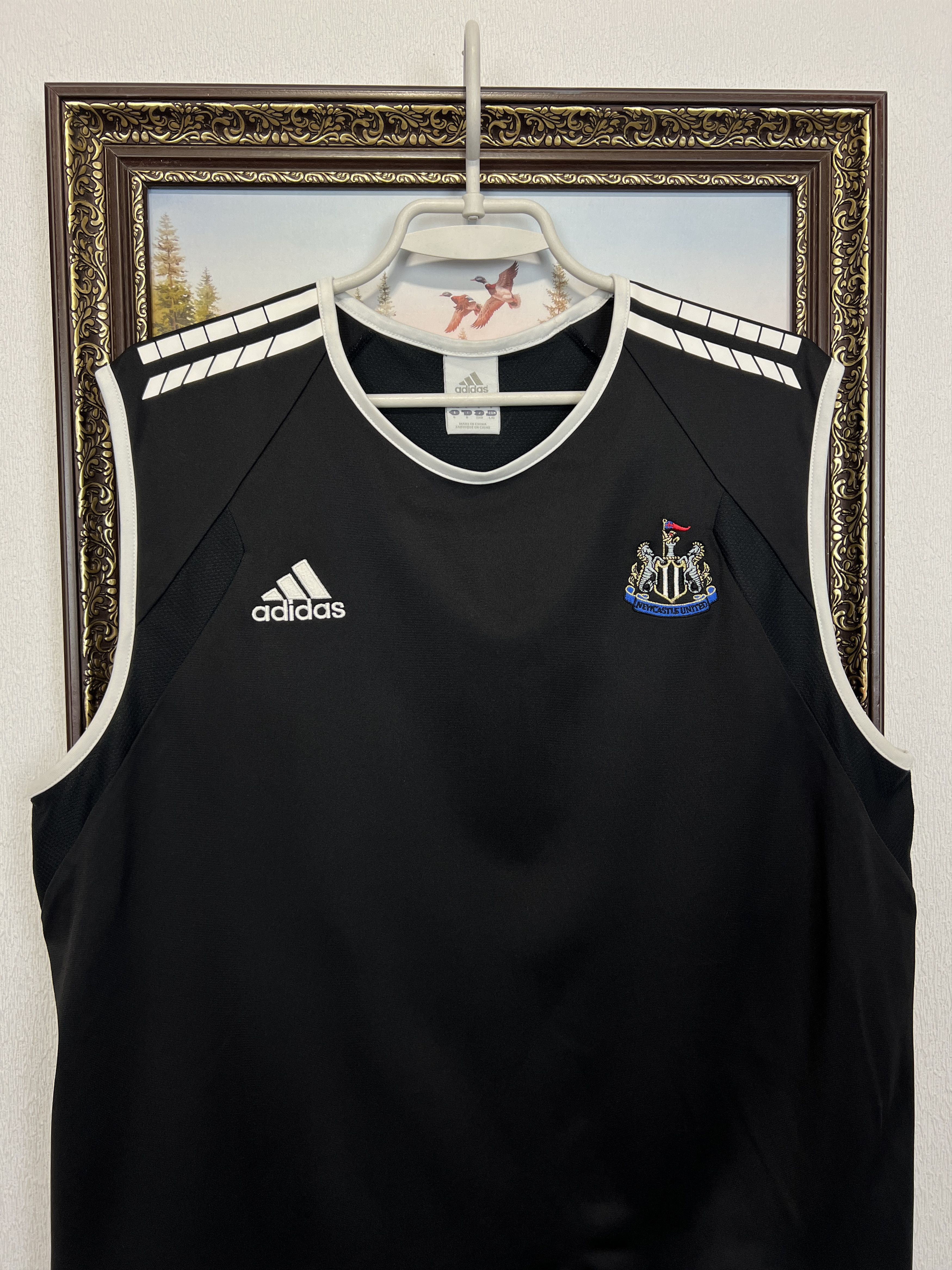 Adidas Newcastle United Football Train Shirt Vest Soccer Jersey Size US L / EU 52-54 / 3 - 2 Thumbnail