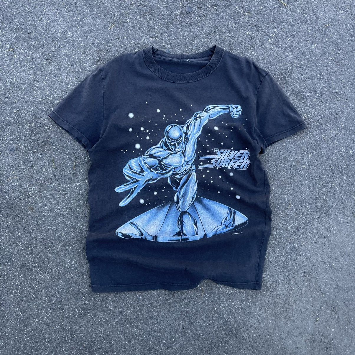 Marvel Comics VINTAGE 2001 SILVER SURFER WASHED TEE Size US L / EU 52-54 / 3 - 2 Thumbnail