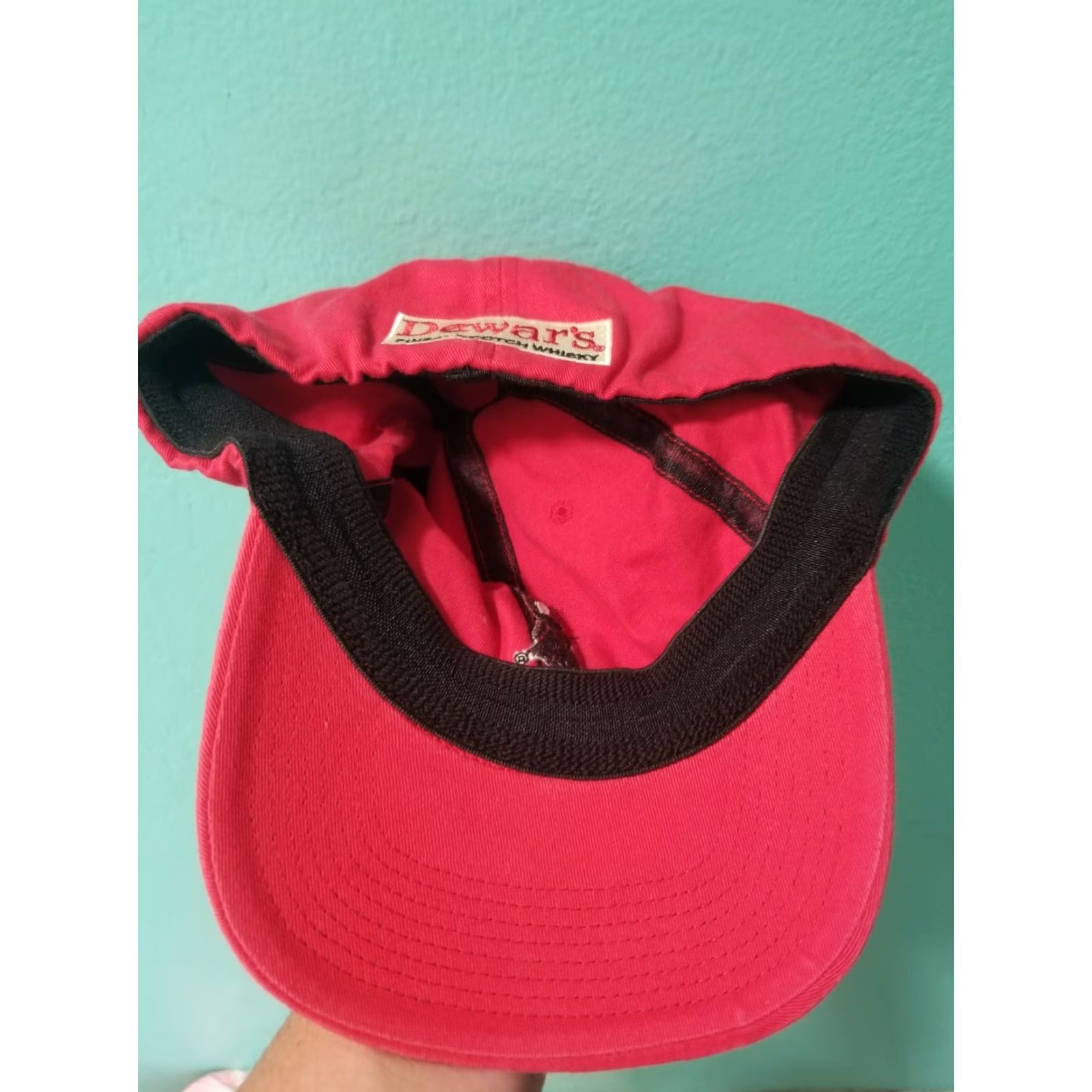 Vintage Vintage Dewars Red Baseball Dad Cap Hat 2001 Promo Scotch Whiskey Advertising Cap Mens Size ONE SIZE - 2 Thumbnail