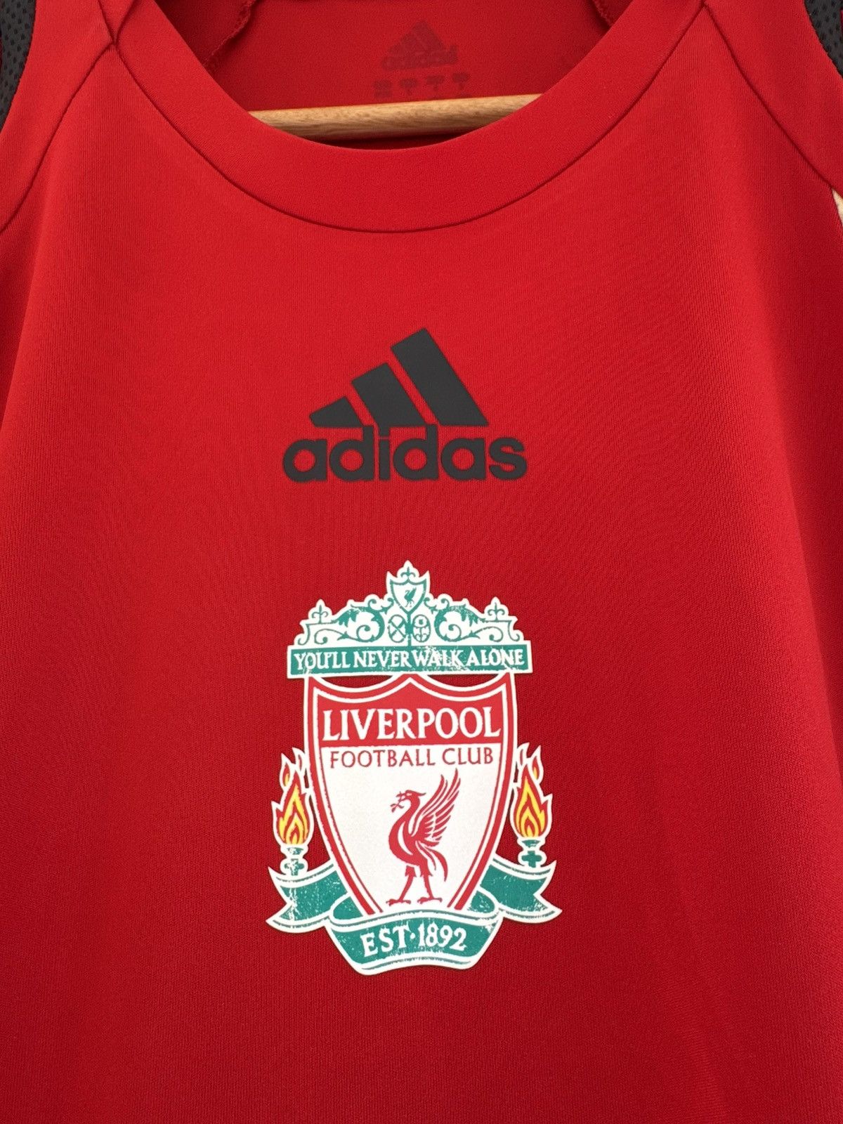 Adidas Liverpool 2009-2010 Soccer Training Jersey Football Shirt Size US L / EU 52-54 / 3 - 7 Thumbnail