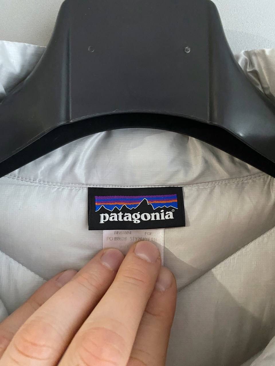 Patagonia Patagonia Down Women's Gray Puffer Jacket, Size XL Size XL / US 12-14 / IT 48-50 - 16 Thumbnail