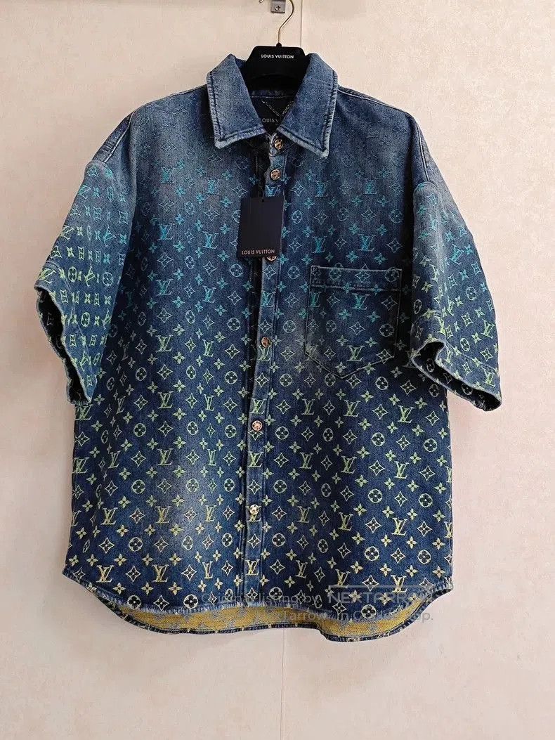 Louis Vuitton Louis Vuitton Lv23SS Showpiece Graded Rainbow Monogram Shir Size US L / EU 52-54 / 3 - 3 Thumbnail
