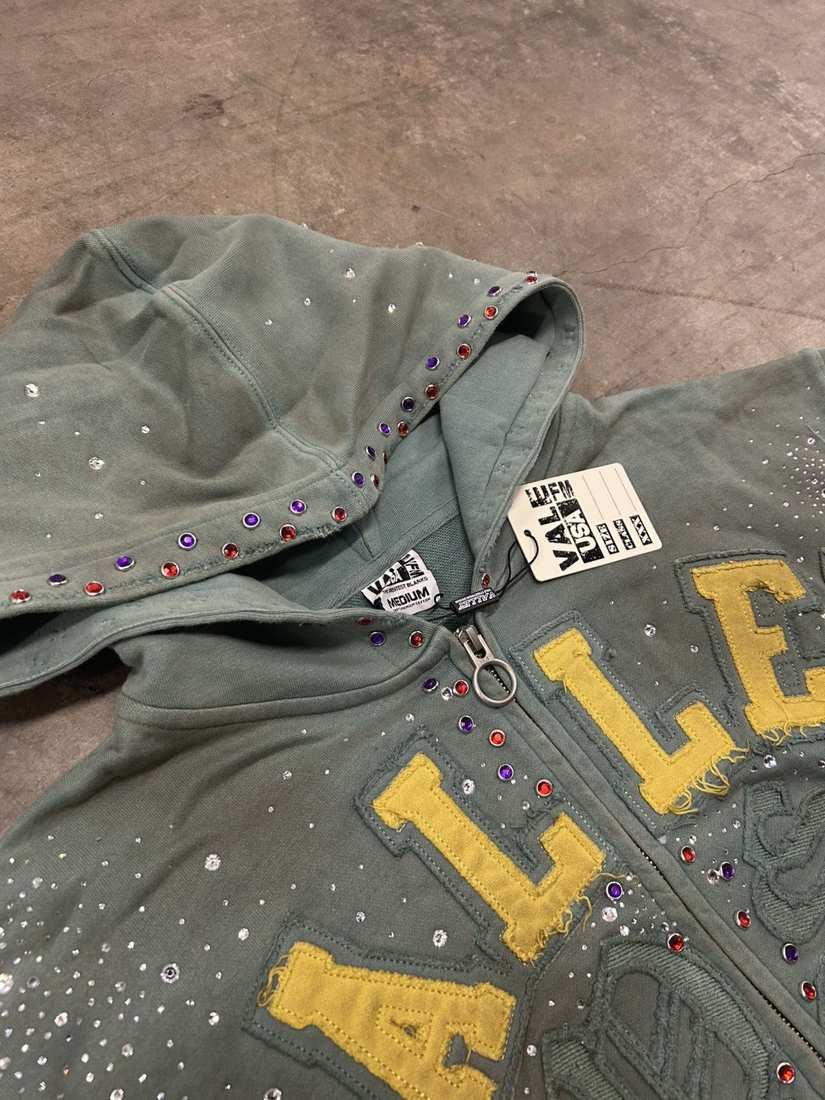 Vale Vale Forever Valley Dreams Green Bank Zip Up Hoodie Size US XL / EU 56 / 4 - 3 Thumbnail