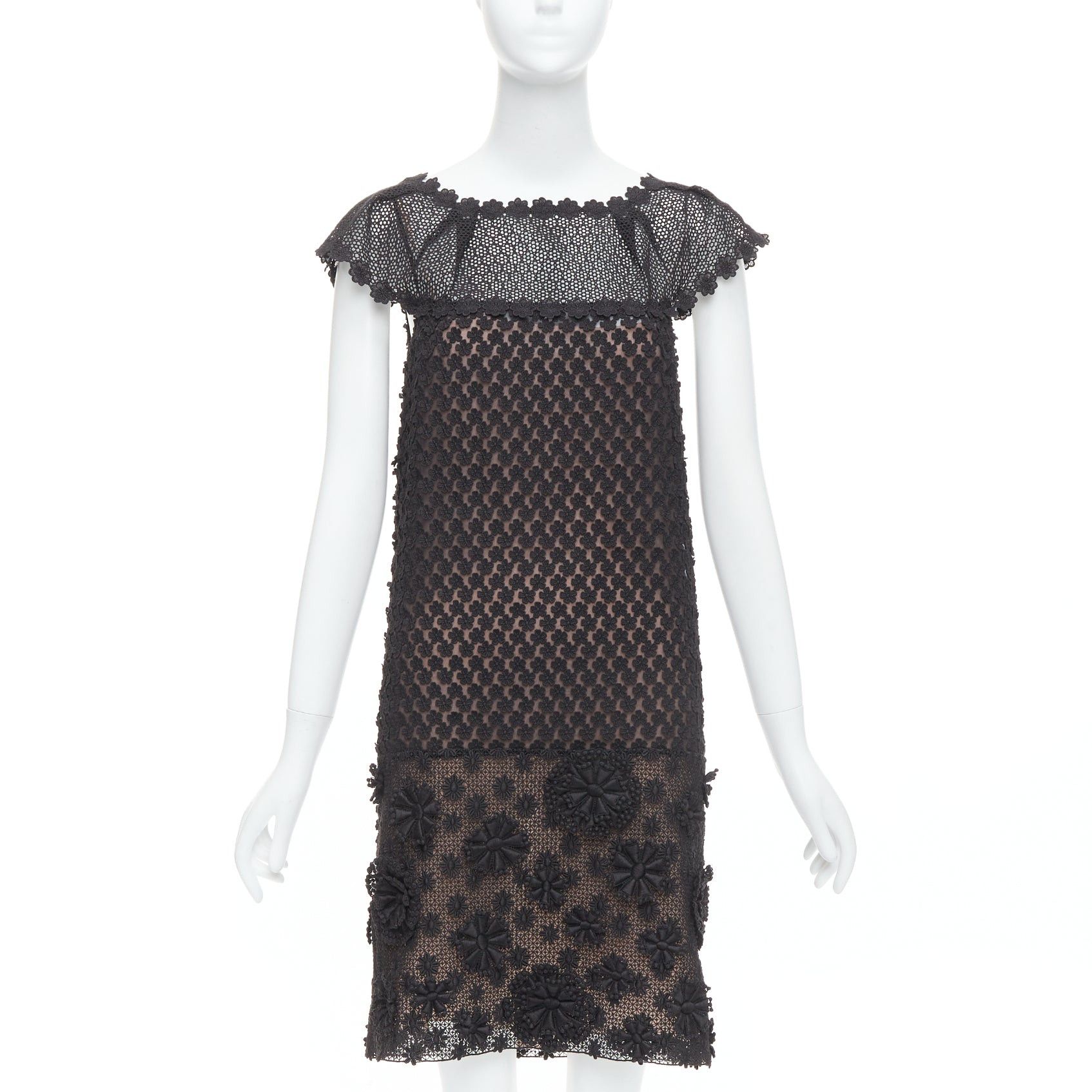 Prada PRADA 2011 black cotton floral applique lace silk lined dress IT38 XS Size XS / US 0-2 / IT 36-38 - 1 Thumbnail