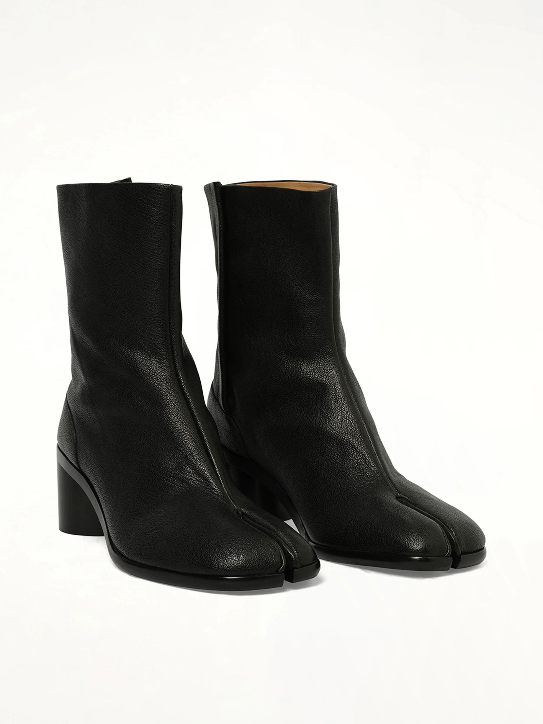 Maison Margiela o1w1db11225 Tabi Ankle Boots in Black Size US 7 / IT 37 - 2 Thumbnail