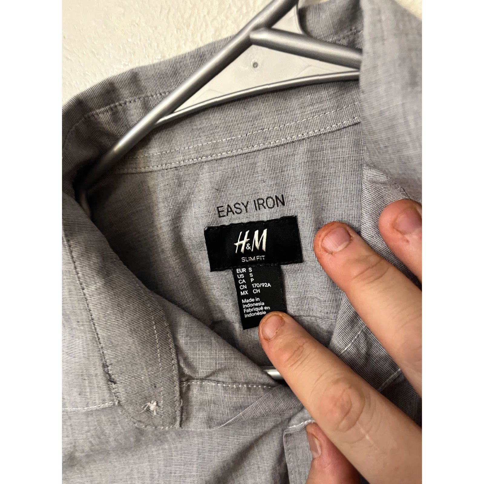 H&M H&M Button-Up Shirt Size Small Gray Slim Fit Long Sleeve Dress Shirt Men Button-Down Collared Classic Regular Pattern: Solid Size 36R - 3 Thumbnail