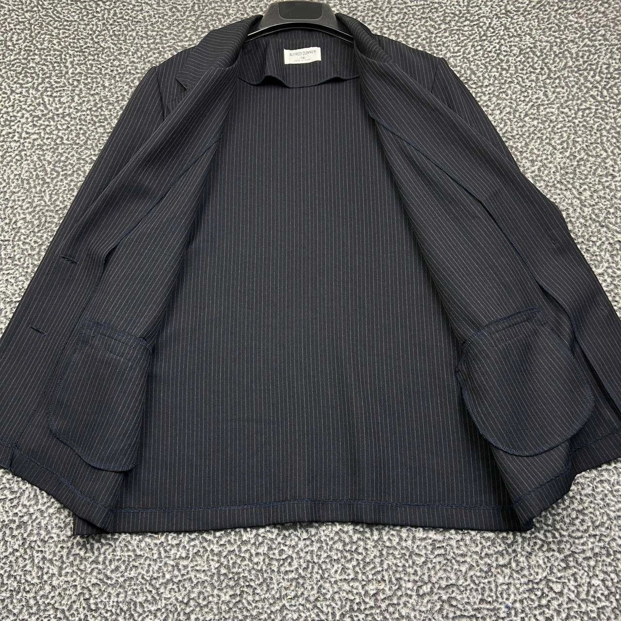 Other Vintage Alfred Dunner Blazer Women 14 Black Striped 2 Button Size XL / US 12-14 / IT 48-50 - 3 Thumbnail
