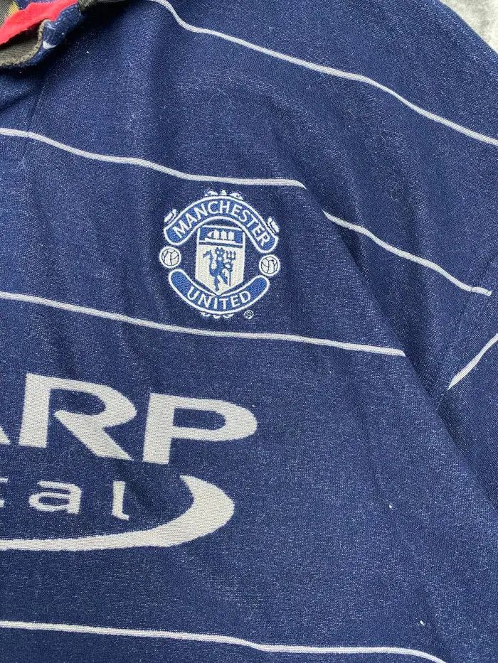 Umbro Umbro Manchester United 1999 2000 Stam #6 Away Shirt Soccer Size US L / EU 52-54 / 3 - 7 Thumbnail