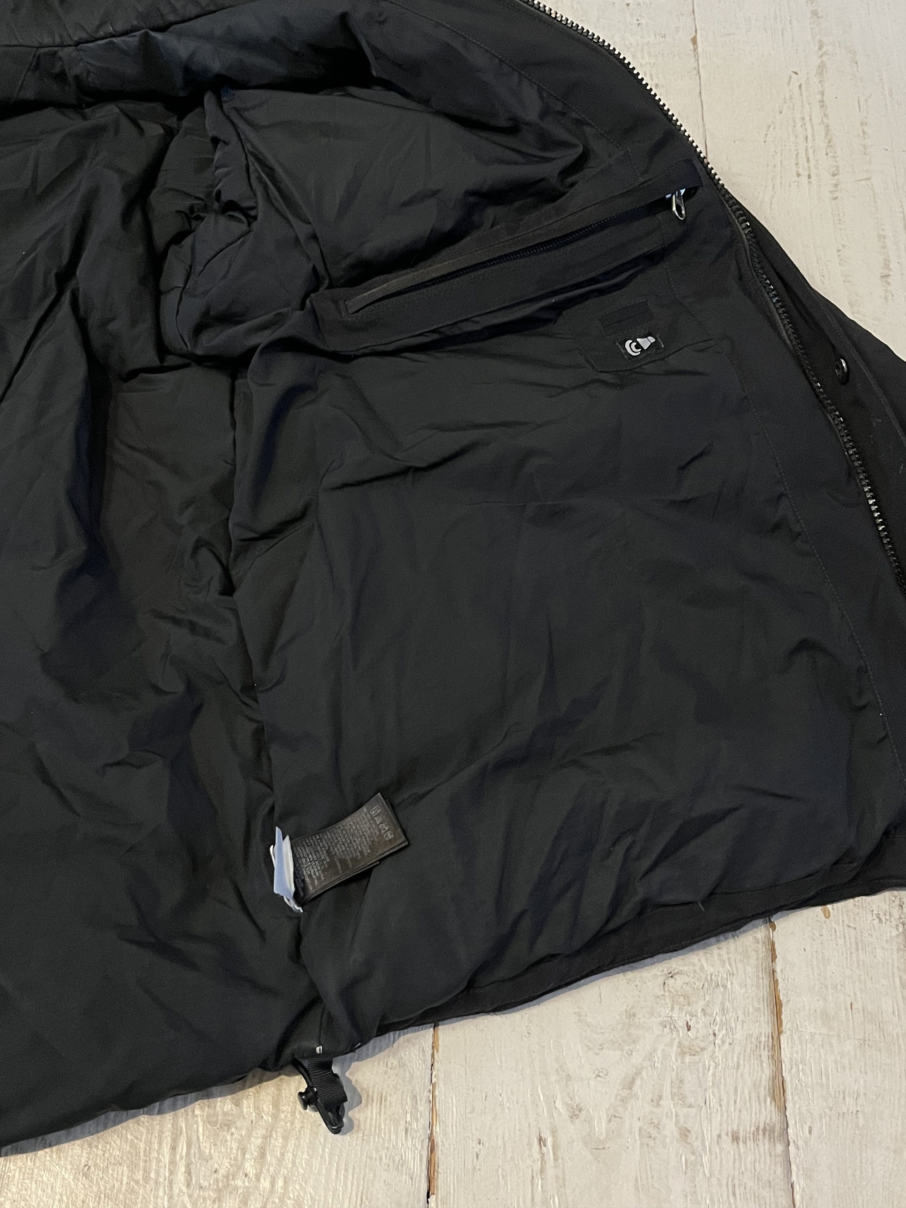 The North Face × Vintage Rare The North Face McMurdo HyVent Goose Down Jacket 2000s Size US L / EU 52-54 / 3 - 12 Thumbnail