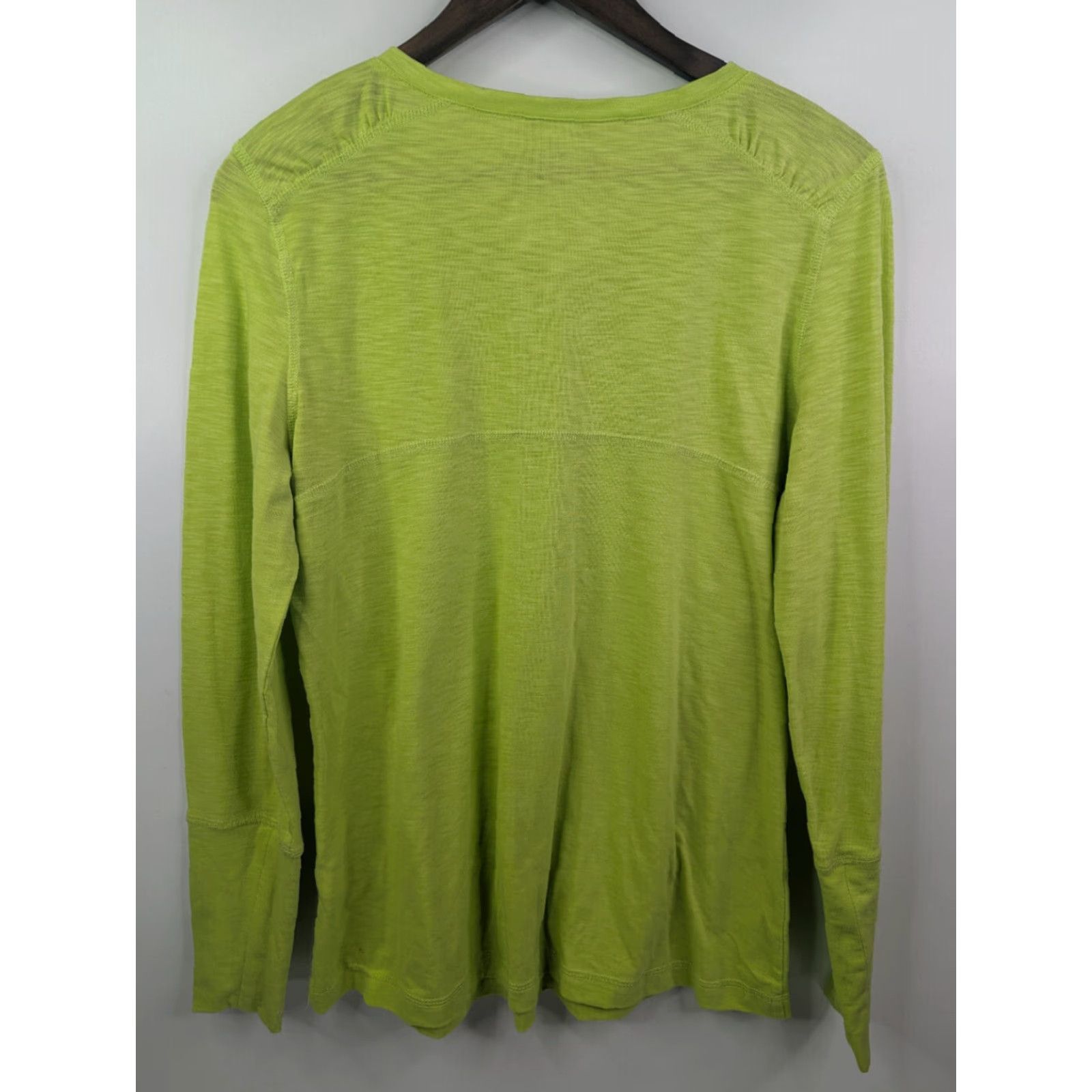 Vintage Title Nine Matahari Womens Lime Green V-Neck Long Sleeve Top L Blouse Shirt Athletic Size L / US 10 / IT 46 - 6 Thumbnail