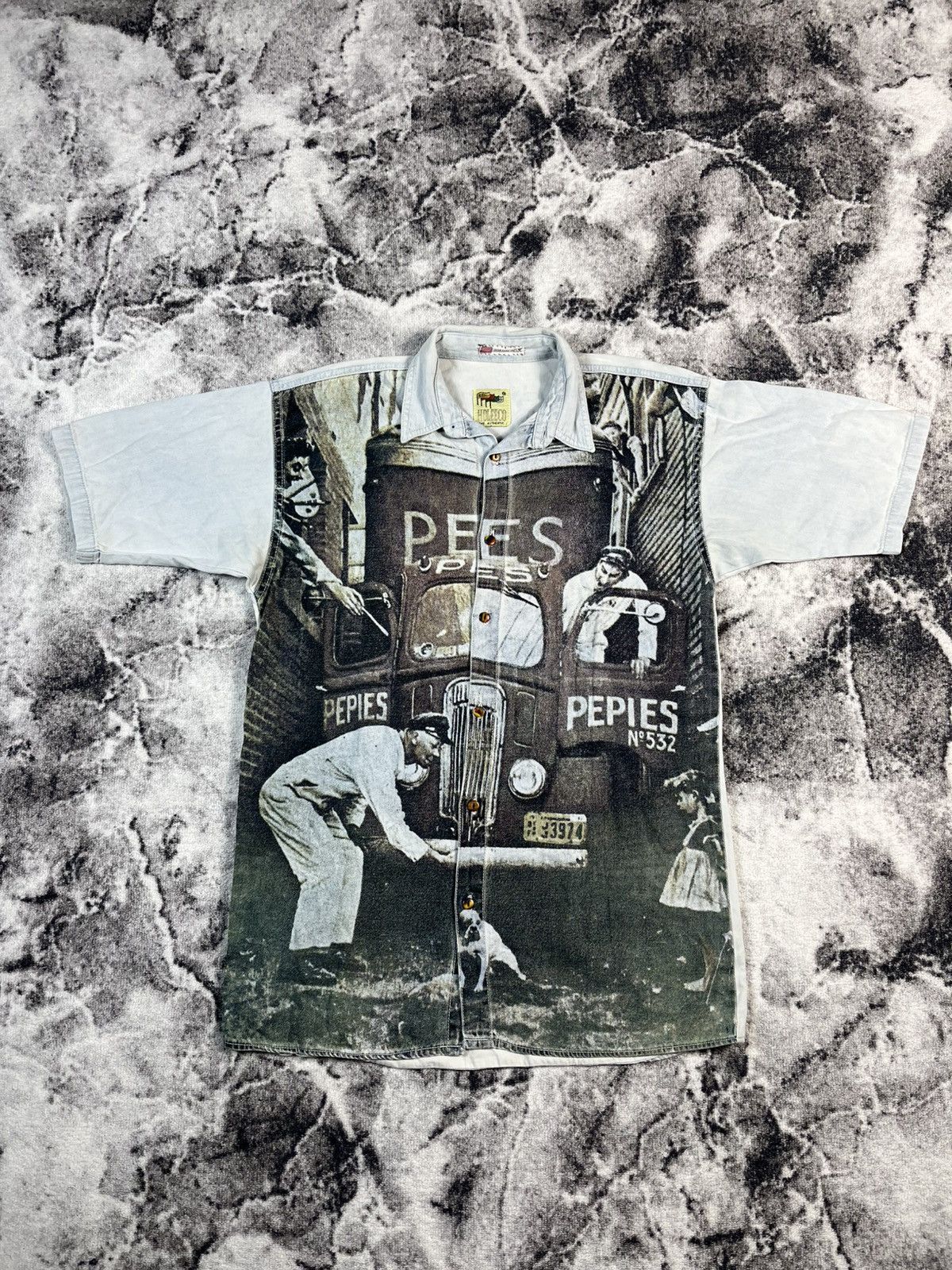 Other Vintage Graphic Button Shirt All Over Print Size US L / EU 52-54 / 3 - 1 Thumbnail