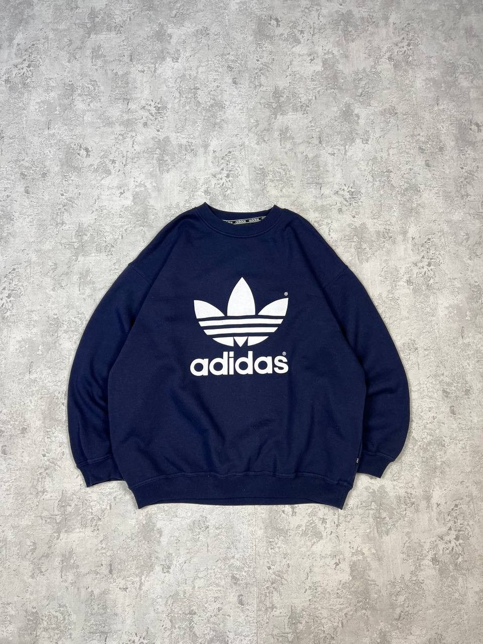 Adidas Vintage Adidas Sweatshirt Big Logo Size US L / EU 52-54 / 3 - 1 Thumbnail