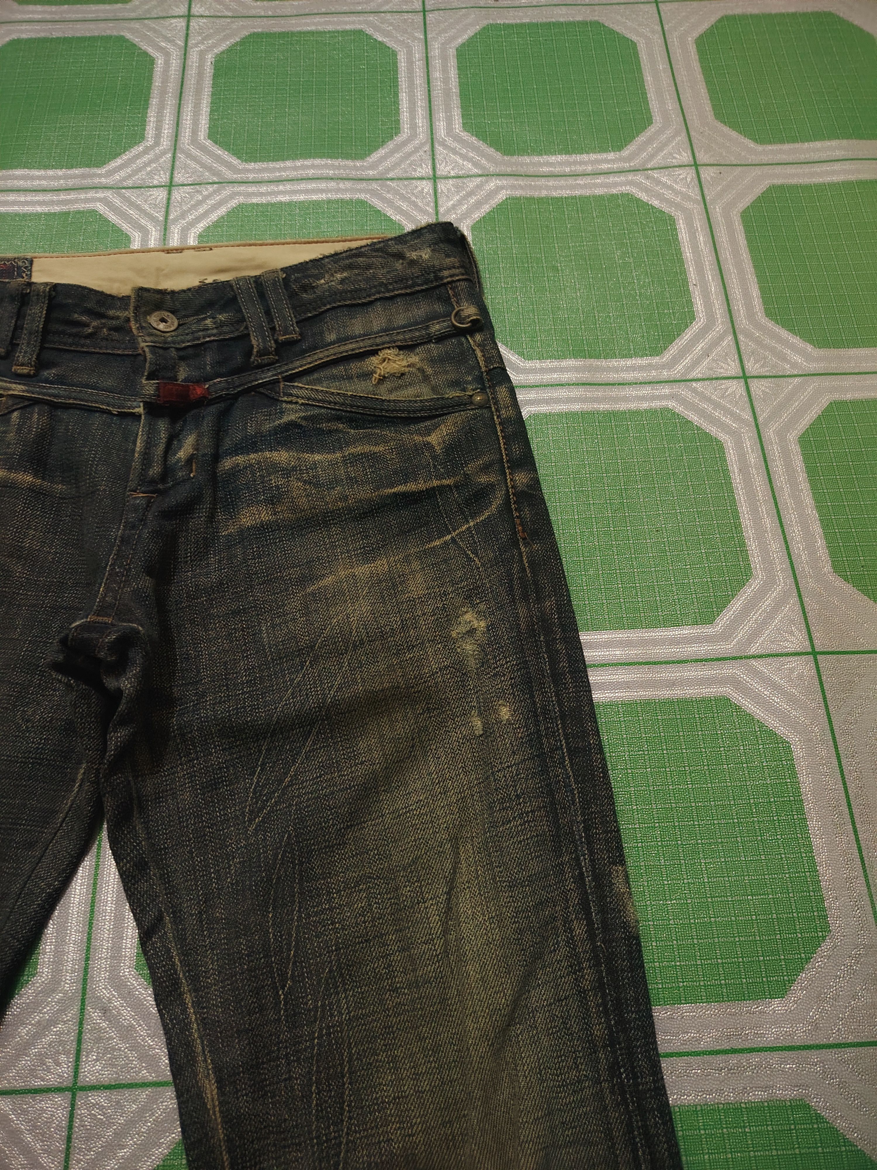Marithe + Francois Girbaud Rare!!! Le Jean De Marithe Francois Girbaud disstress jeans Size US 30 / EU 46 - 4 Thumbnail