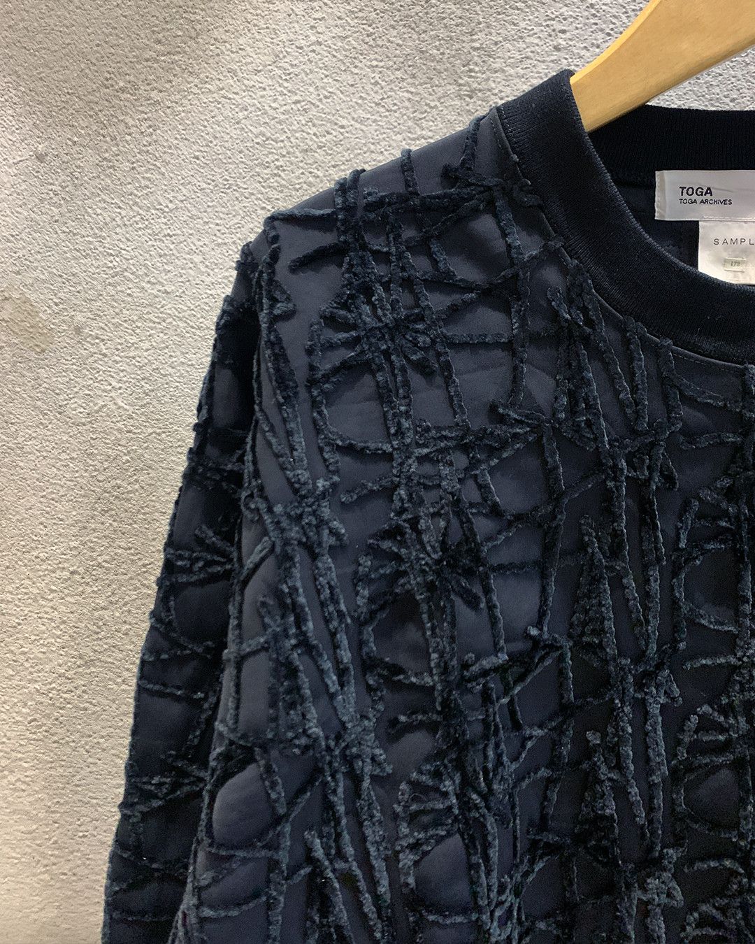 Toga Toga Archives "SAMPLE" Textured Loop Knit Sweatshirt Size US XL / EU 56 / 4 - 2 Thumbnail