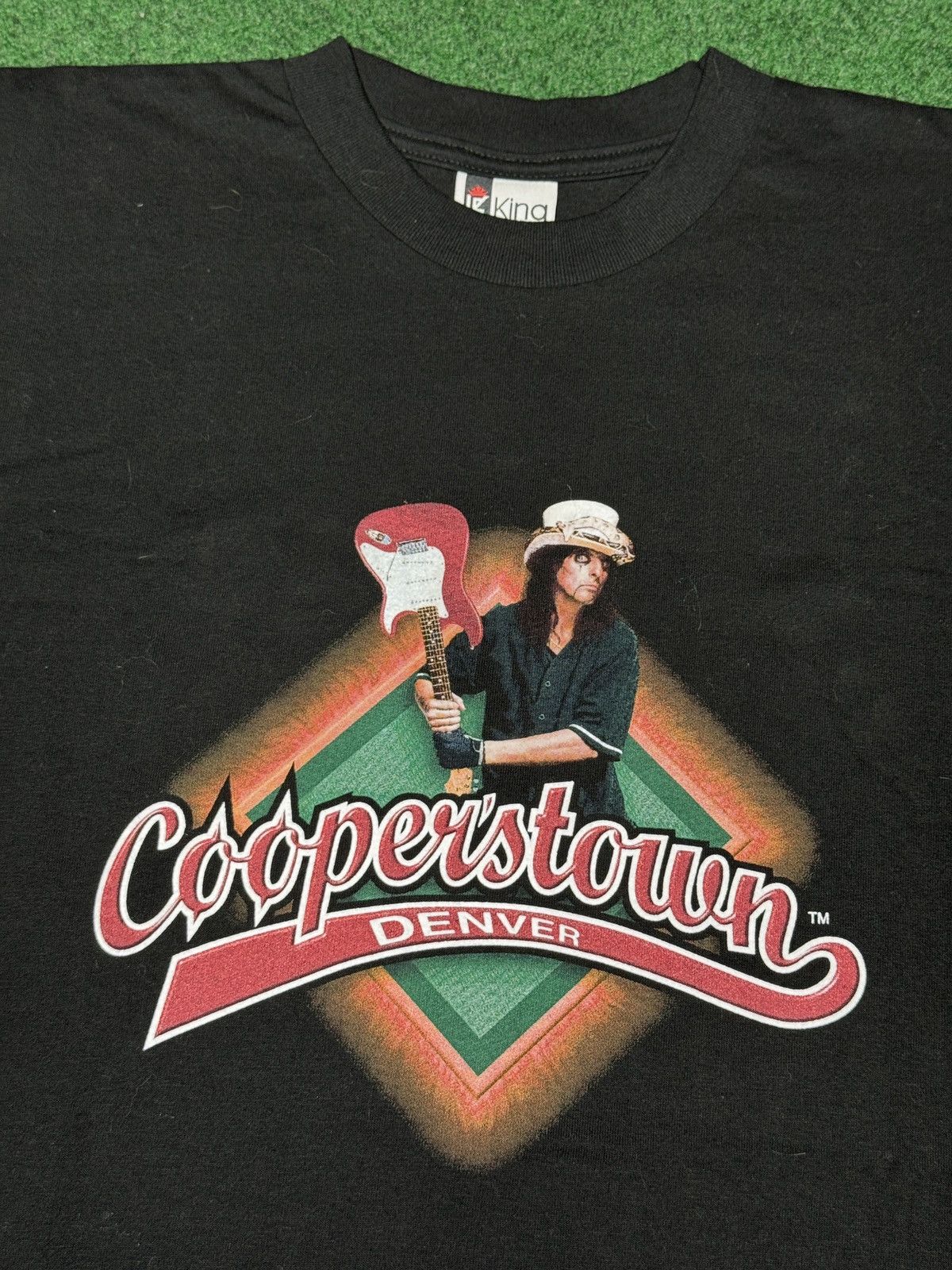 Band Tees × Vintage Vtg RARE Alice Cooper Cooperstown Denver Restaurant T Shirt Size US XXL / EU 58 / 5 - 2 Thumbnail