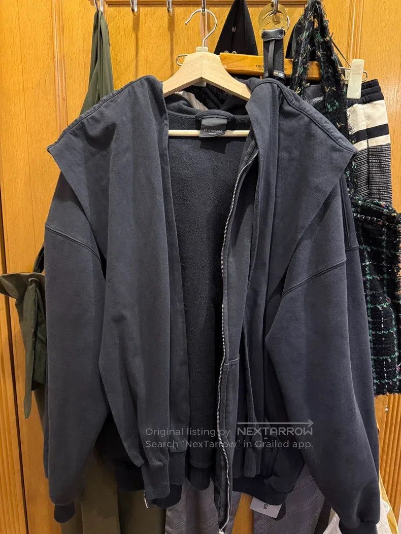 Balenciaga Balenciaga Show Four Sleeve Zipper Hoodie2411-Nextarrow
