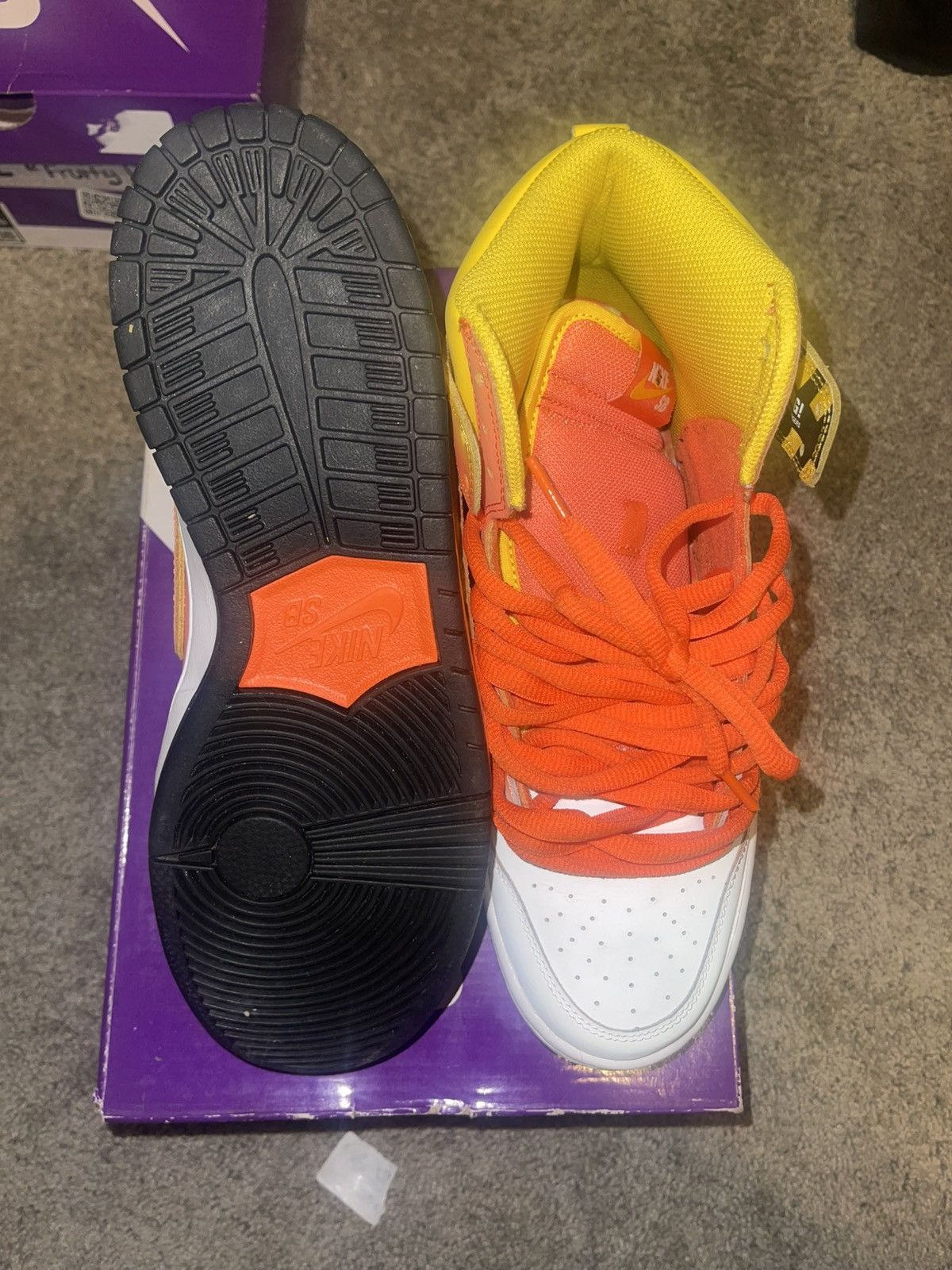 Nike Nike SB Dunk High Sweet Tooth Candy Corn Size US 9.5 / EU 42-43 - 4 Thumbnail