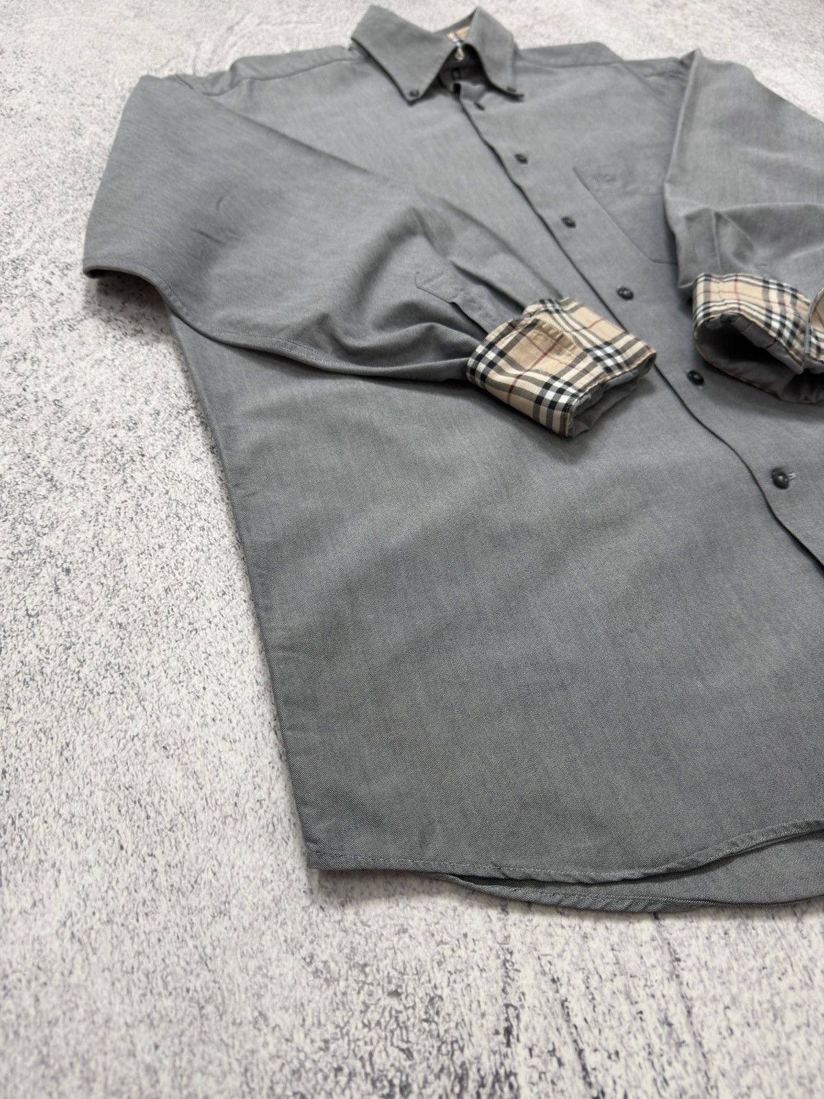 Burberry VINTAGE BURBERRY BUTTON UP LONG-SLEEVE SHIRT Size US XL / EU 56 / 4 - 4 Thumbnail