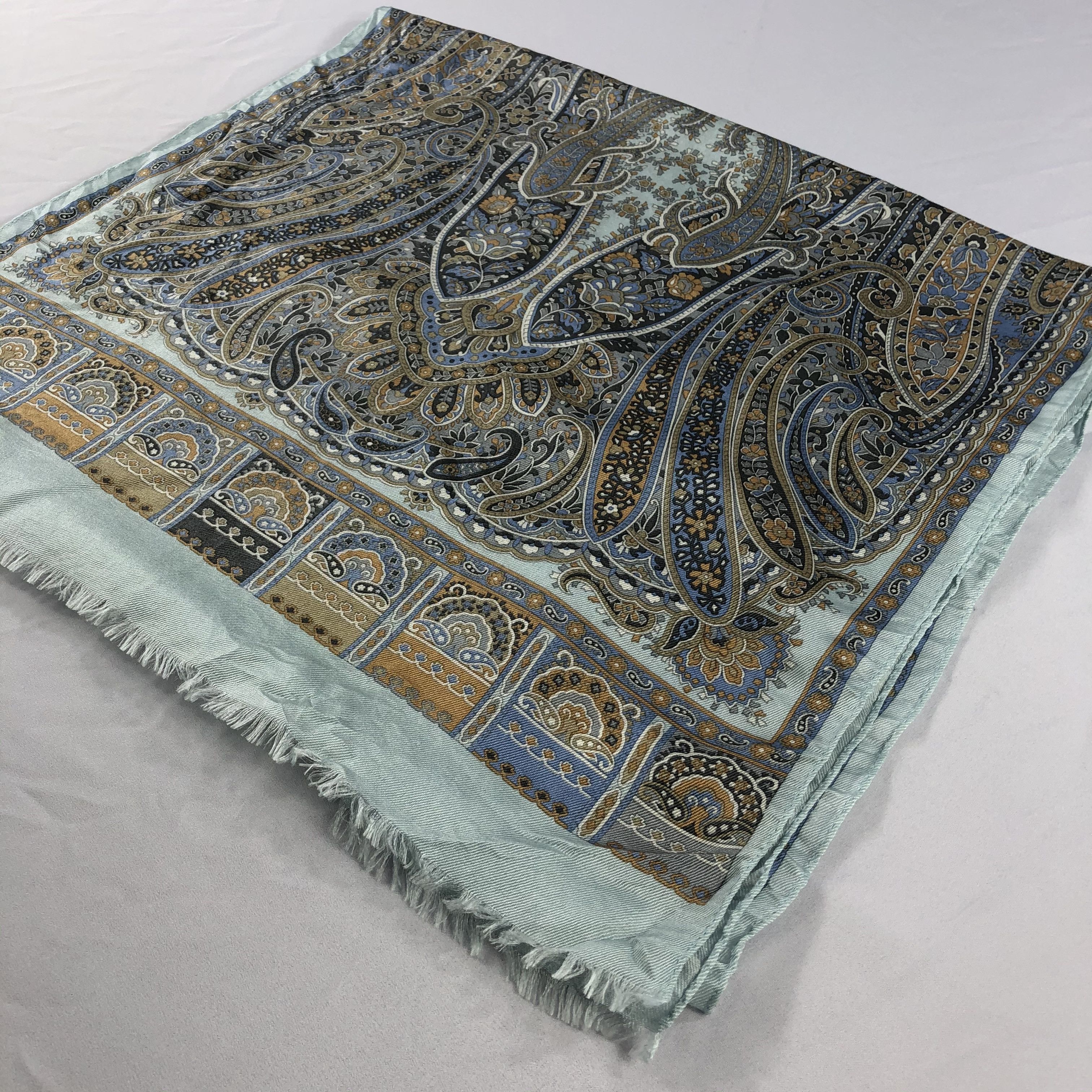 Vintage Vintage Silk Scarf Size 26 - 4 Thumbnail