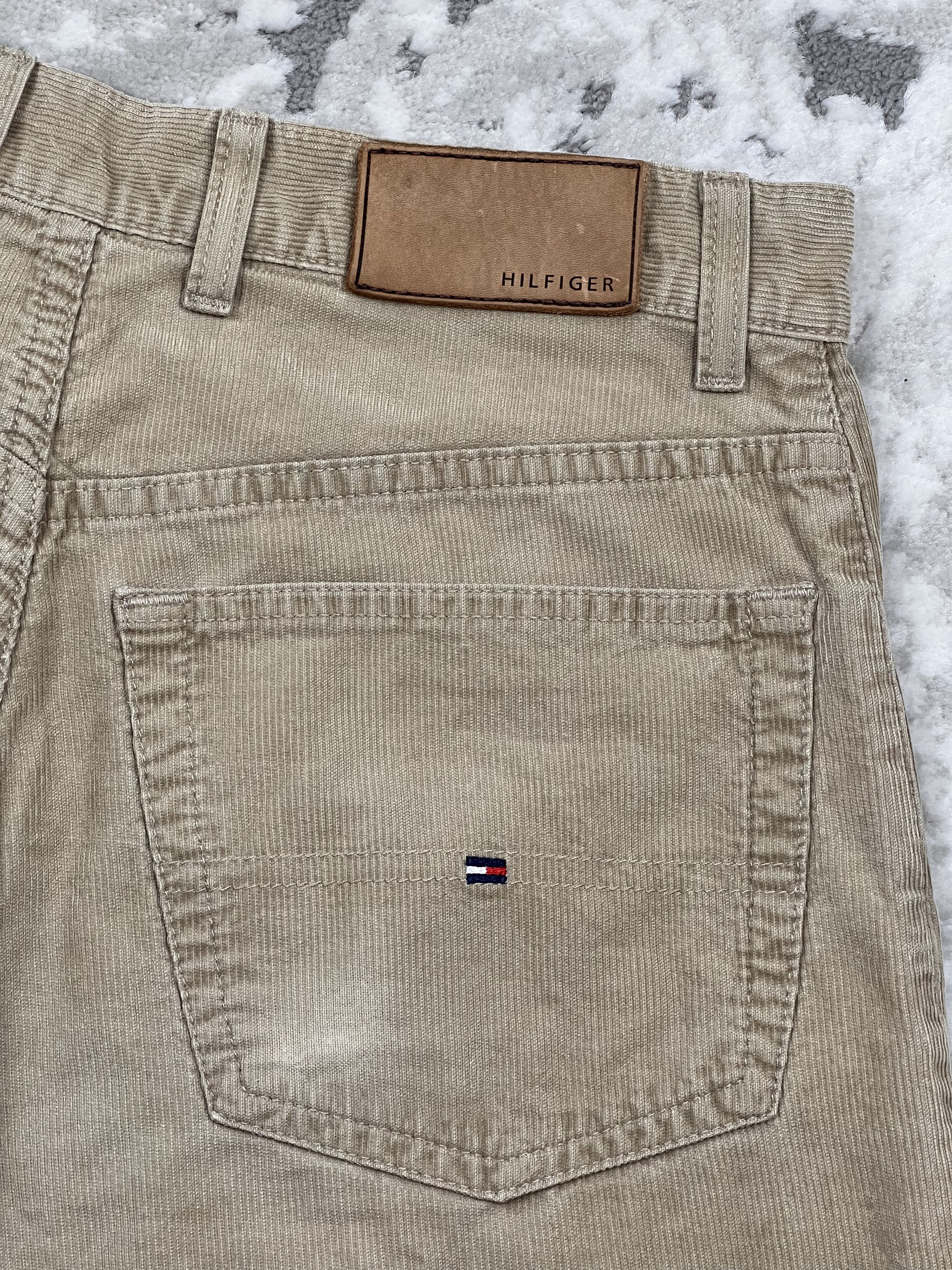Tommy Hilfiger Tommy Hilfiger Midtown Corduroy Pants Beige W31 Size US 31 - 14 Thumbnail