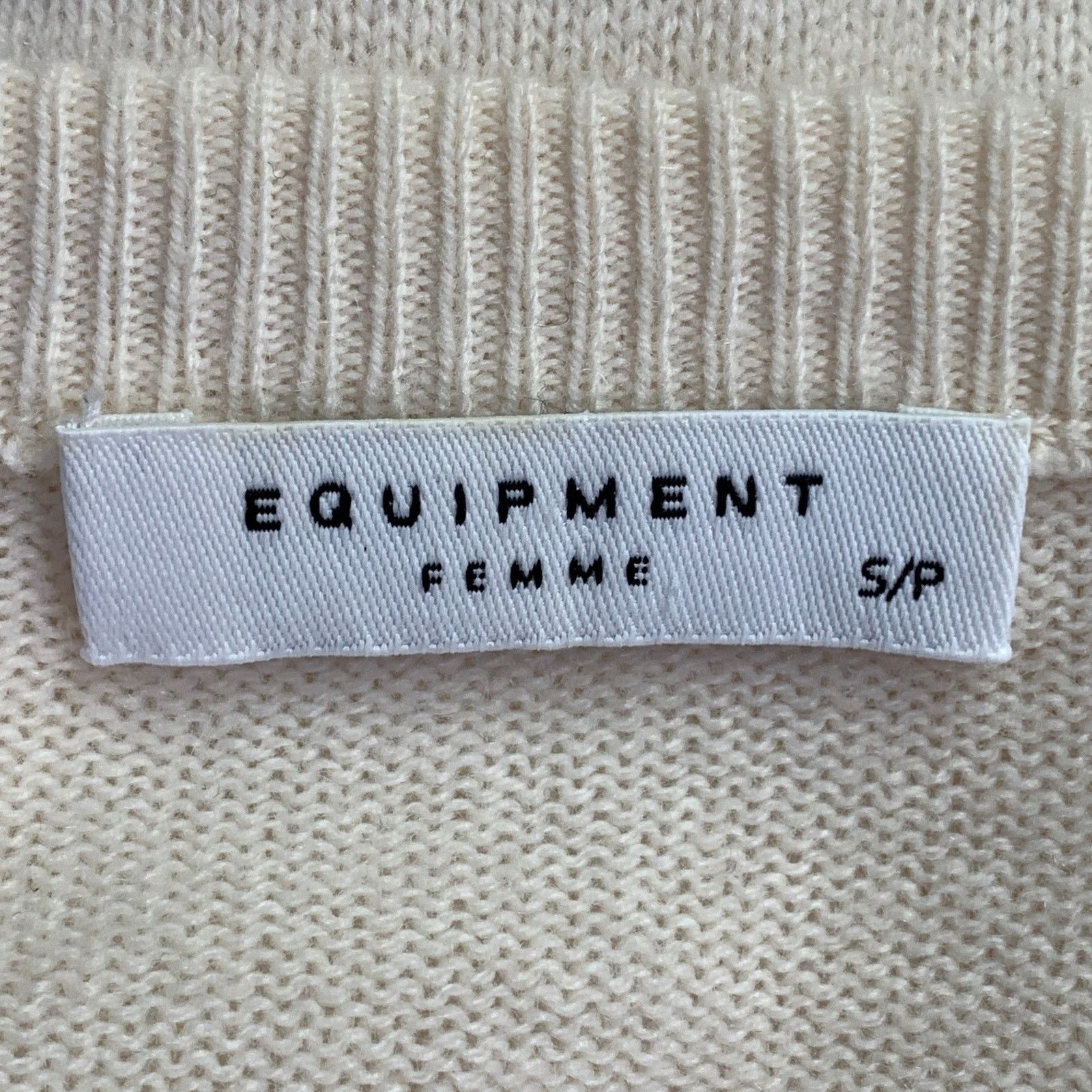 Equipment EQUIPMENT S Cream Cashmere Knit Oversized V-Neck Pullover Size S / US 4 / IT 40 - 6 Thumbnail