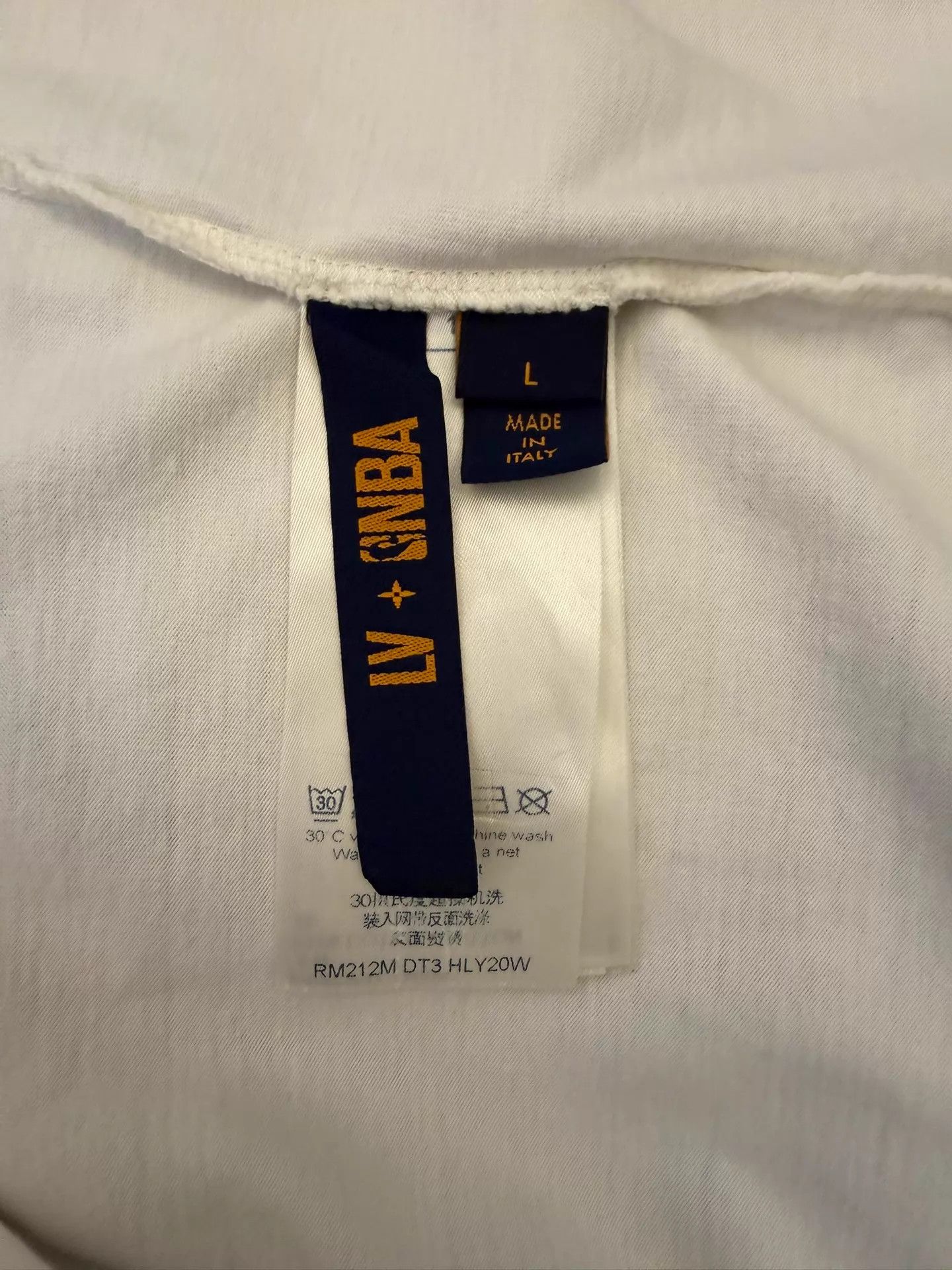 Louis Vuitton LV x NBA Short Sleeve Tee L Size L / US 10 / IT 46 - 4 Thumbnail