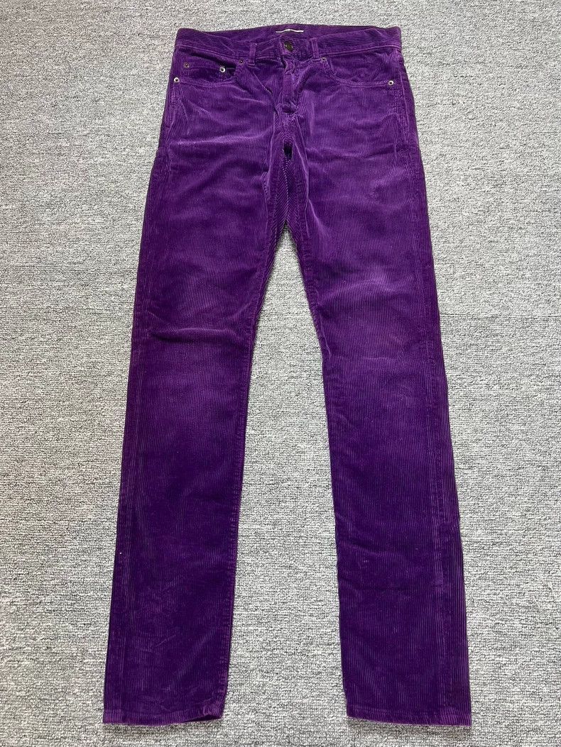 Saint Laurent Paris Saint Laurent Paris 18fwD02 Purple Light Core Velvet Pants- Size US 30 / EU 46 - 1 Thumbnail