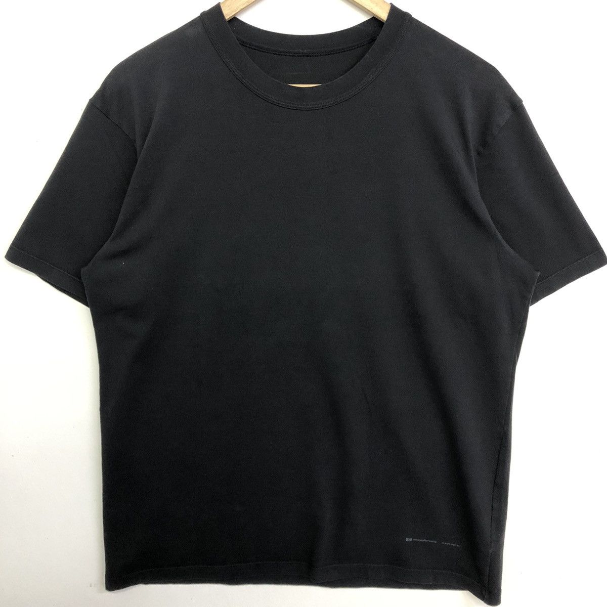 Alexander Wang × Uniqlo Alexander Wang X Uniqlo Airism Plain Minimalist Tshirt Size US L / EU 52-54 / 3 - 6 Thumbnail