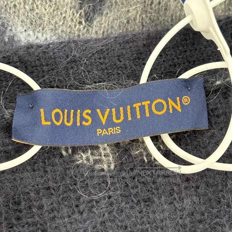 Louis Vuitton Louis Vuitton Gradient mohair print logo cardigan shirt Size US L / EU 52-54 / 3 - 3 Thumbnail