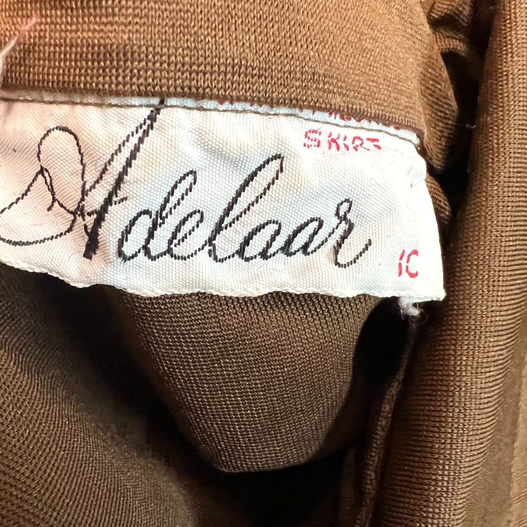 Vintage VINTAGE Adelaar Button Up Blouse Womens L Brown Polyester 100% GENUINE USA MADE ILGWU 80s Button Up Blouse Womens L Brown Poly Classic 80s Mens/Womens Size L / US 10 / IT 46 - 5 Thumbnail