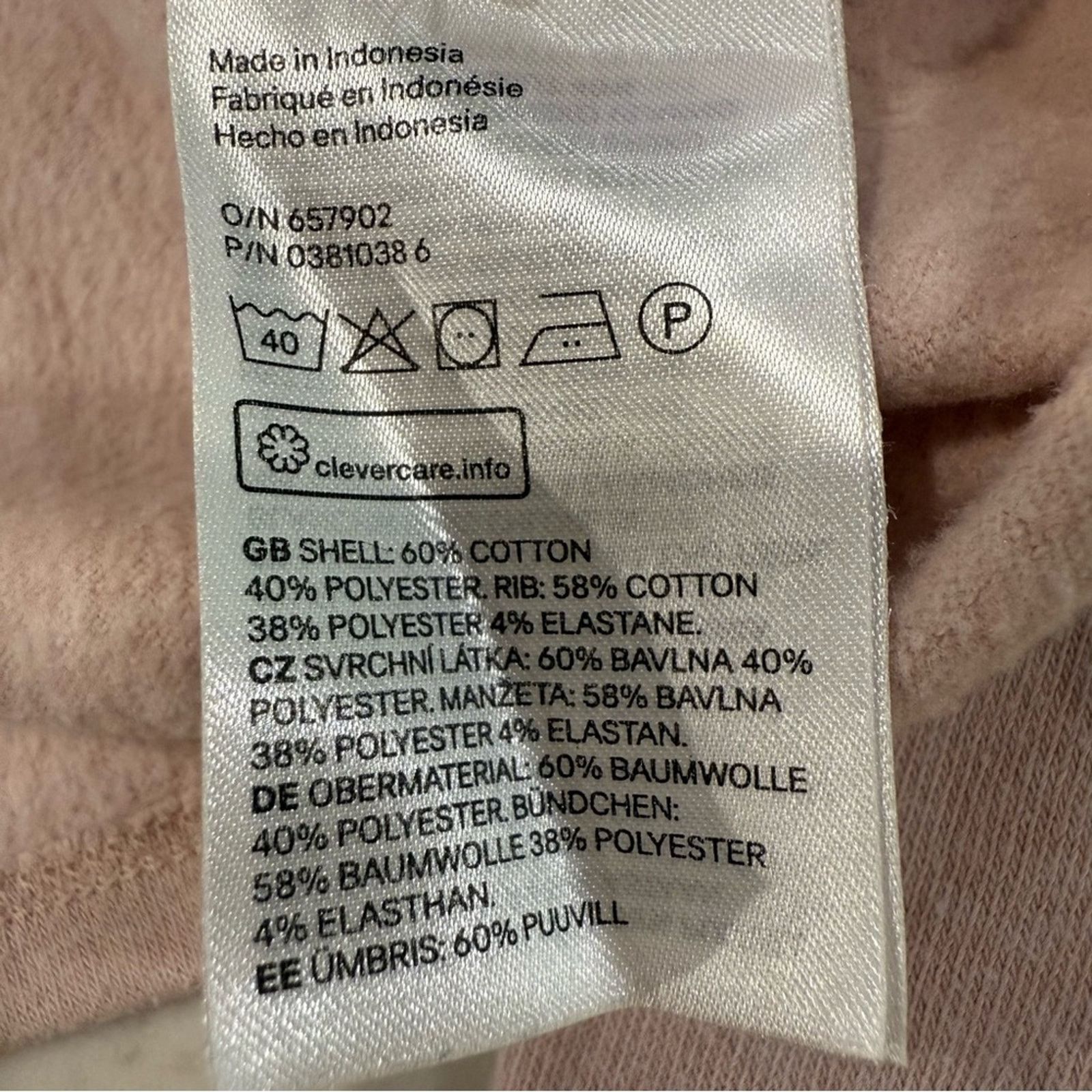 H&M H&M Divided Cropped LongSleeve Hoodie Sweatshirt Women Small Size S / US 4 / IT 40 - 4 Thumbnail