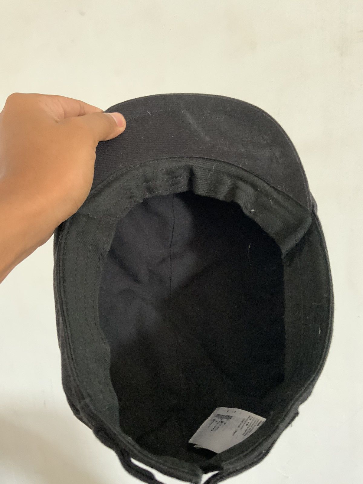Beretta Black Uniqlo Flat Baretta Hat Size ONE SIZE - 8 Thumbnail