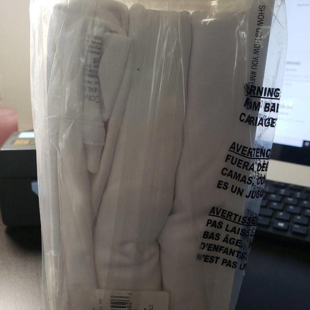 Calvin Klein CT1459a Calvin Klein Big + Tall Cotton 3-Pack V-Neck T-Shirt Size US XXL / EU 58 / 5 - 4 Thumbnail