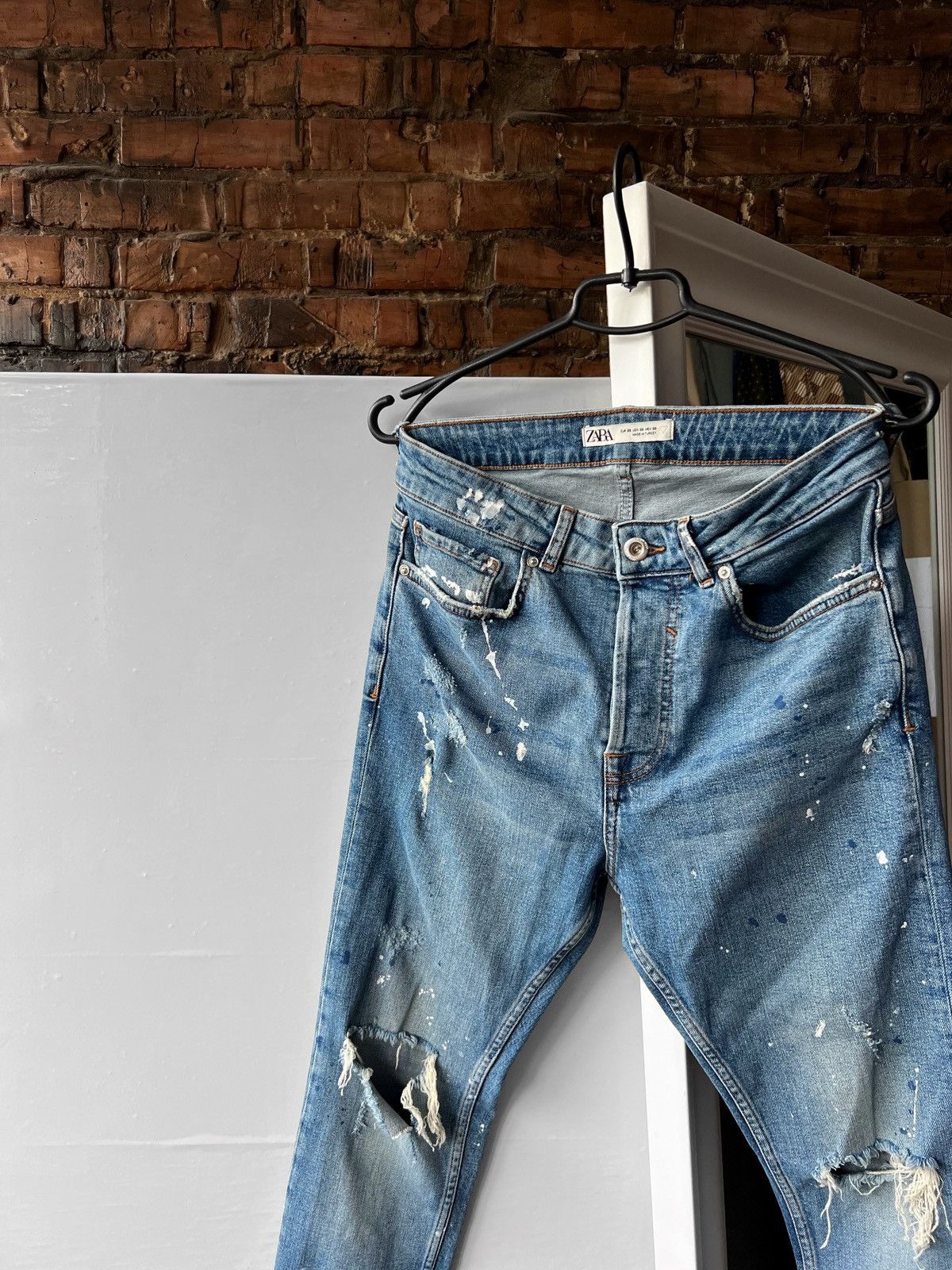 Zara Zara Man Distressed Blue Denim Slim Stretch Jeans Button Size US 30 / EU 46 - 2 Thumbnail