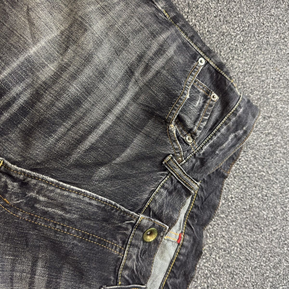 Undercover × Uniqlo 🔥 Vintage 90s Japanese Uniqlo S002 UJ Distressed Black Faded Size US 34 / EU 50 - 11 Thumbnail