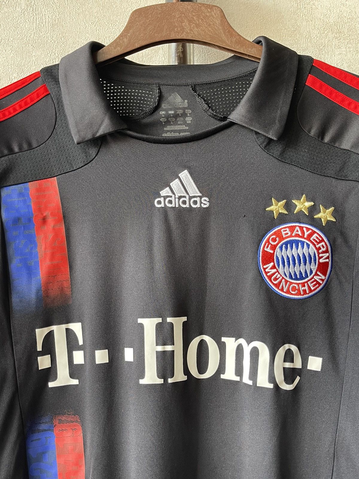Adidas Vintage Adidas Bayern Munched 2007 Soccer Jersey Toni #9 Size US L / EU 52-54 / 3 - 12 Thumbnail