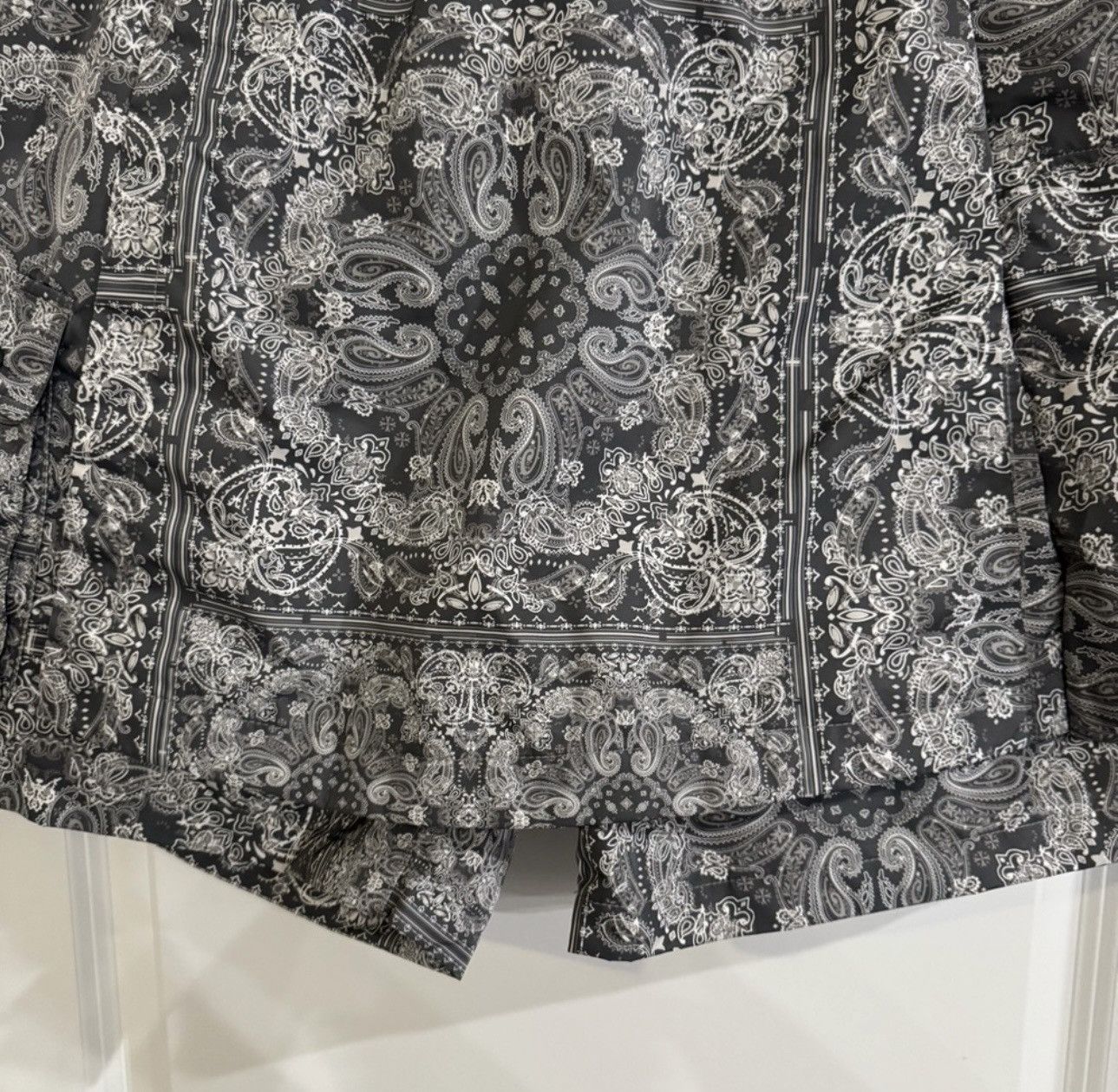 White Mountaineering White Mountaineering Bandana Paisley Printed Asymmetric Size US 36 / EU 52 - 4 Thumbnail