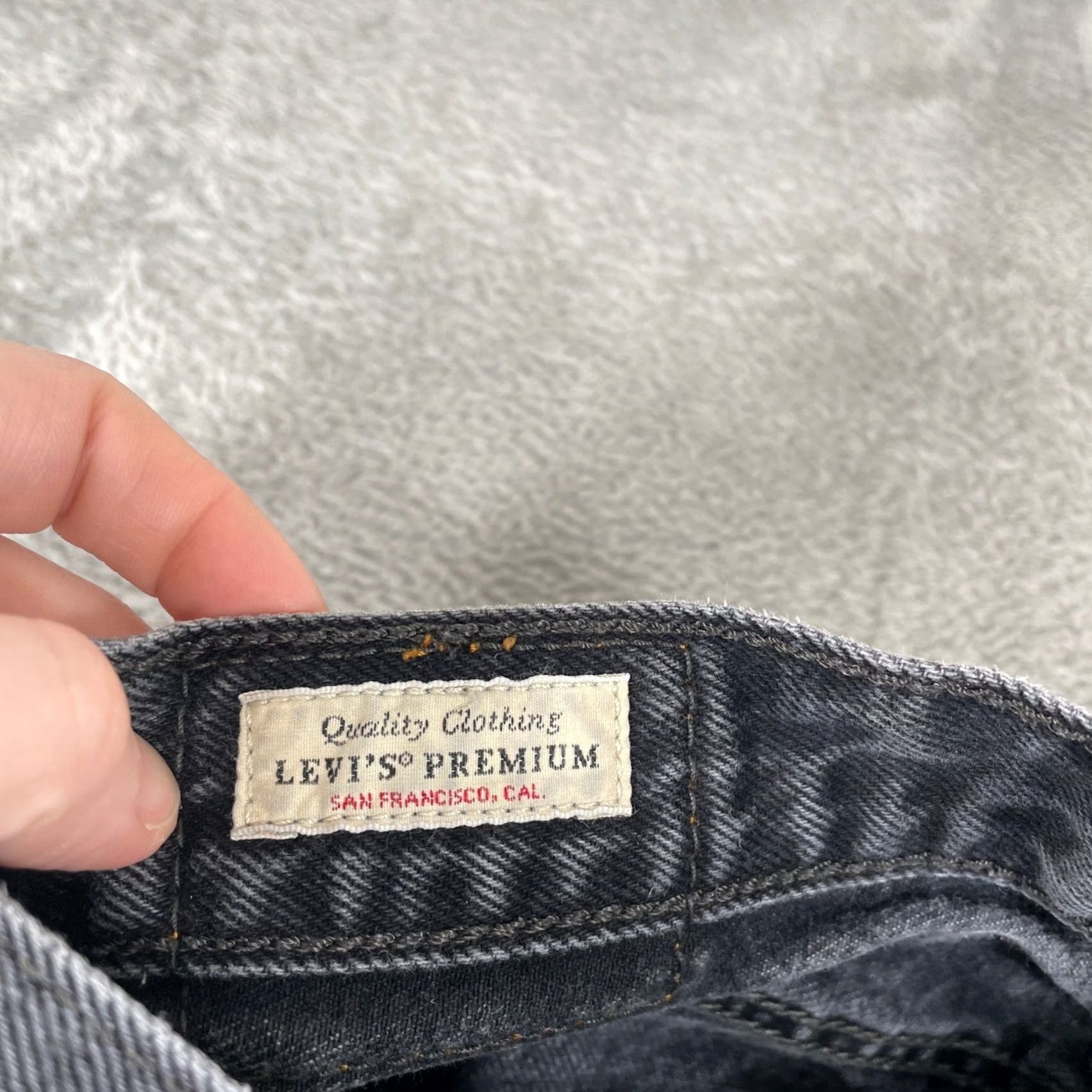 Levi's Levi'S 501 '81 High Rise Womens Jeans - Black Distressed Denim - Premium Size 26" / US 2 / IT 38 - 5 Thumbnail