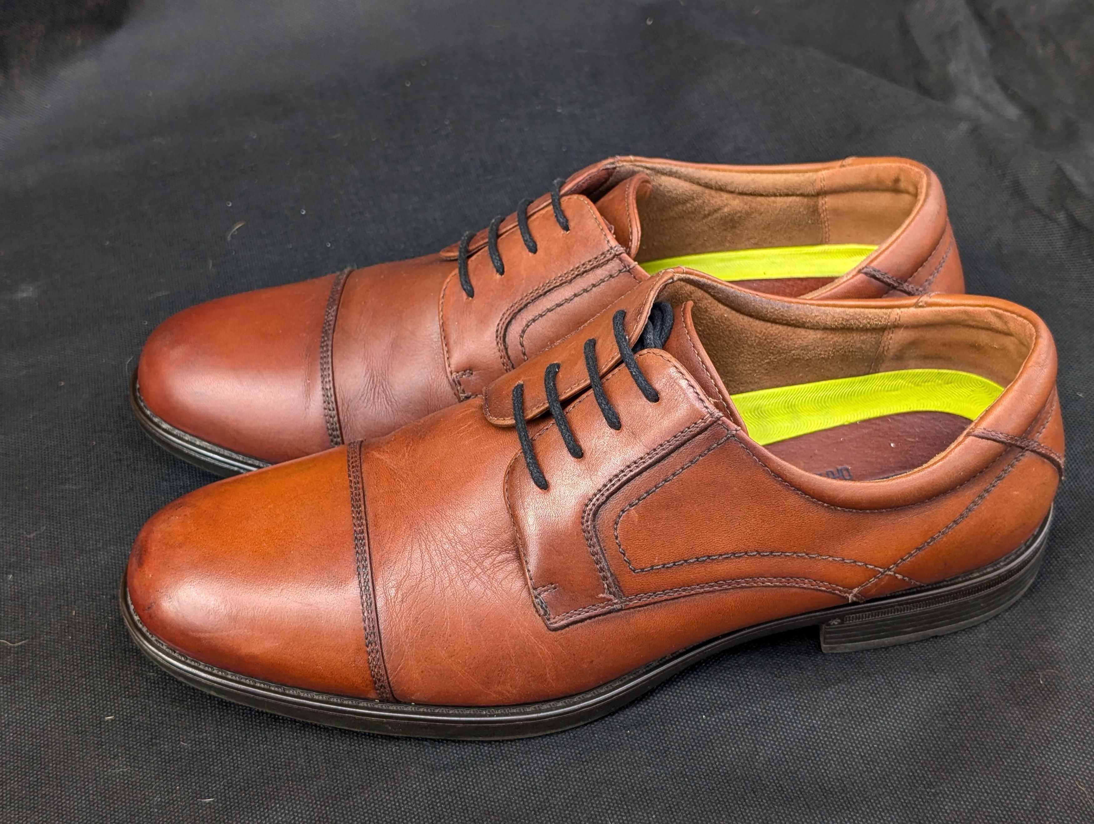 Florsheim Midtown Cap Toe Oxford Cognac Brown Size US 10.5 / EU 43-44 - 1 Thumbnail