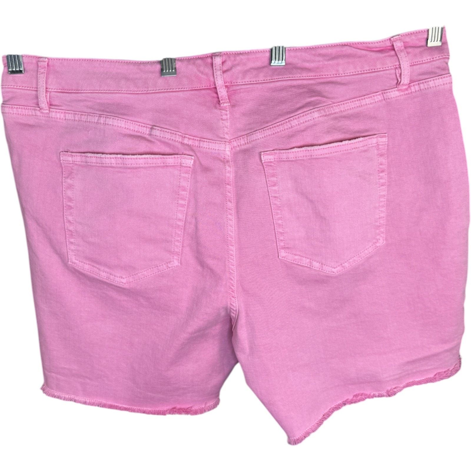 Other Candace Cameron Camellia Pink Distressed Denim Shorts 18WP Size 40" / US 18 - 6 Thumbnail